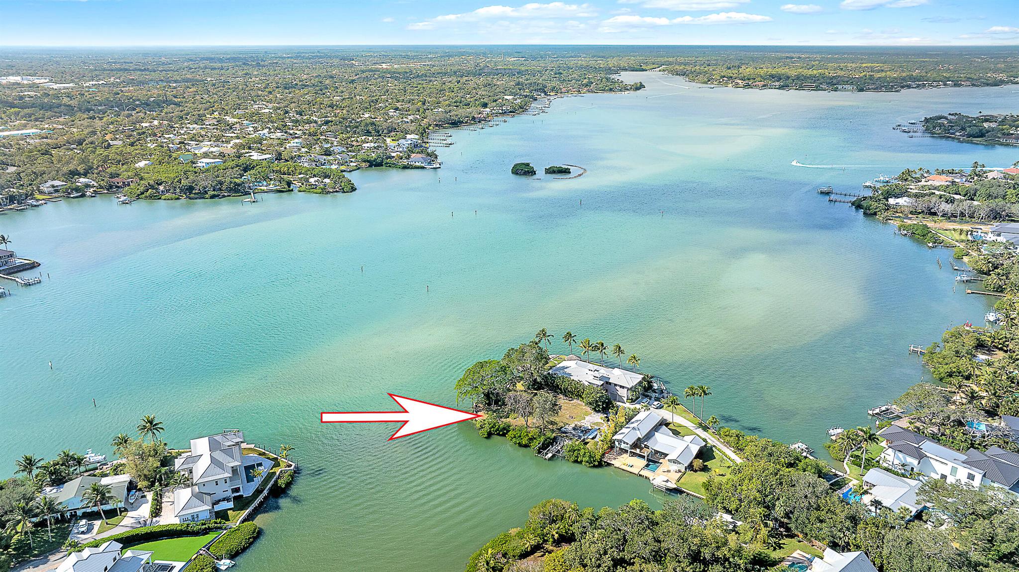 Image to showcase the property located at 50 E Riverside Drive