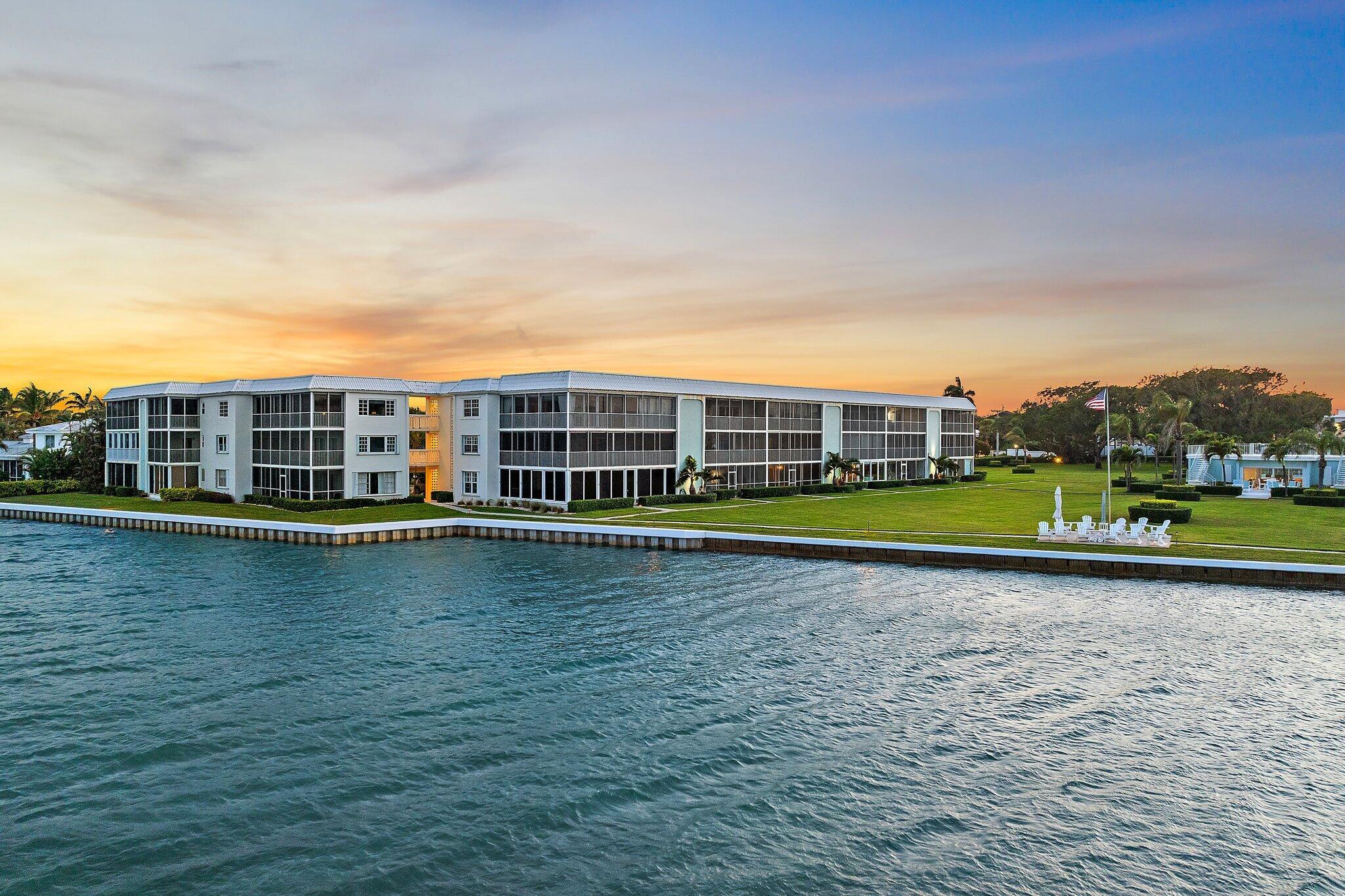 Image to showcase the property located at 100 Waterway Road E305