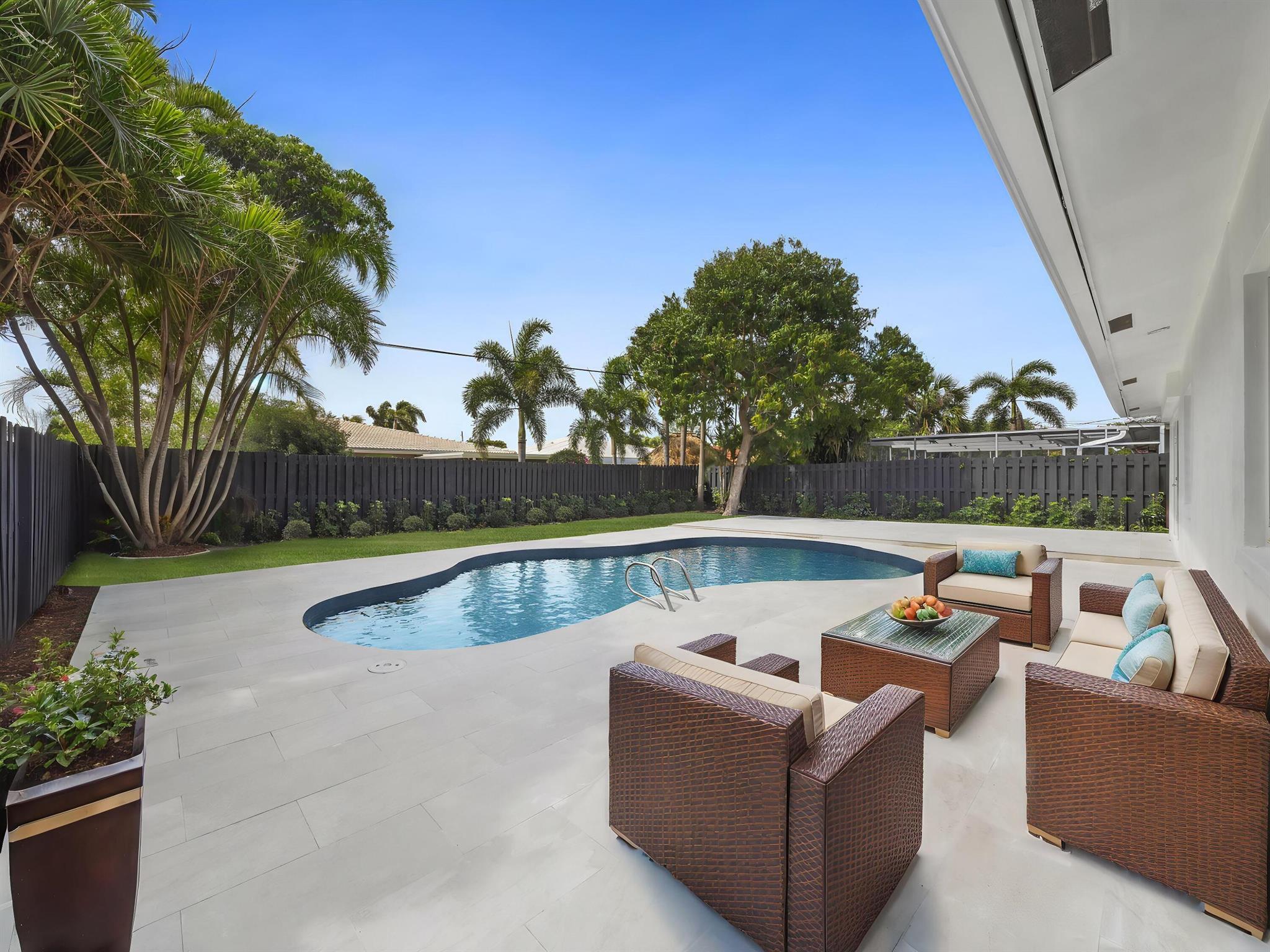House for Sale in Fort Lauderdale, FL