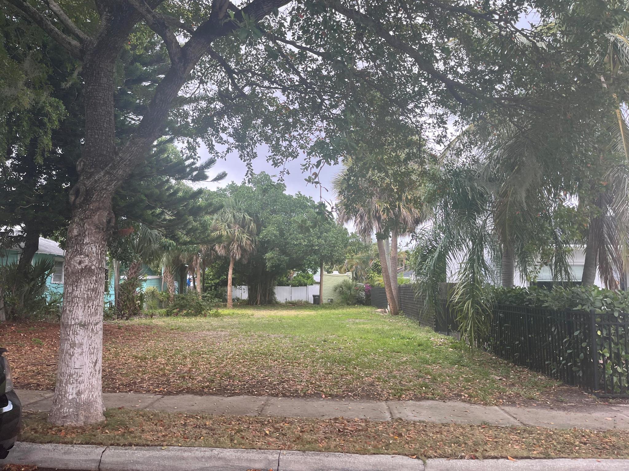 427 32nd Street, West Palm Beach, Florida 33407