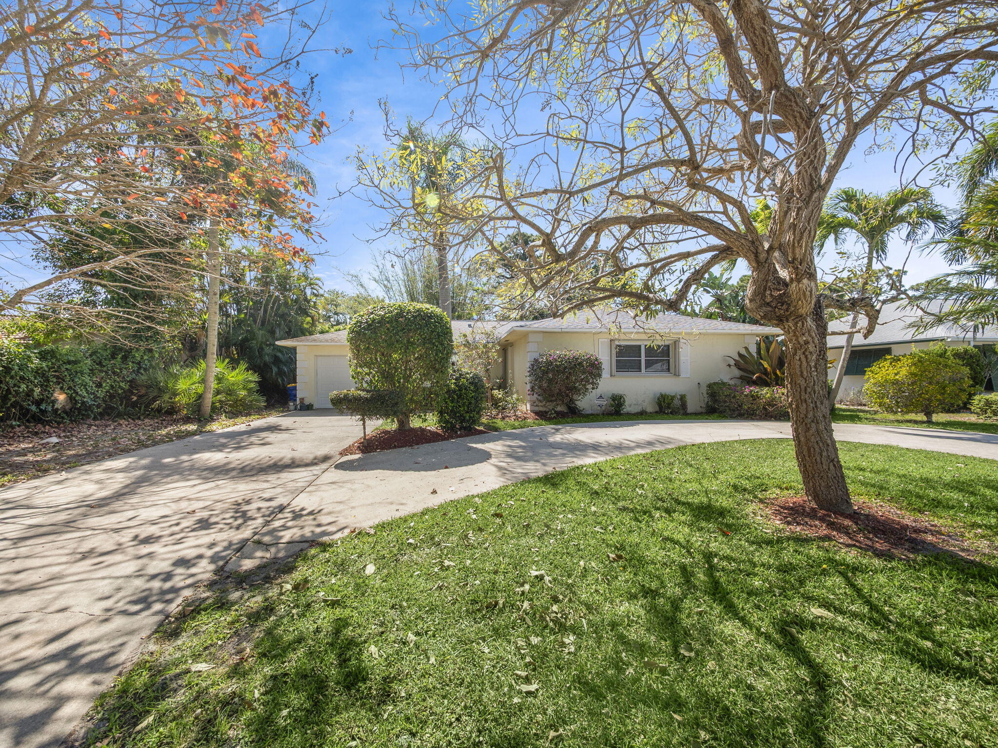 Showcase Image of listing 18390 SE Courtview Circle