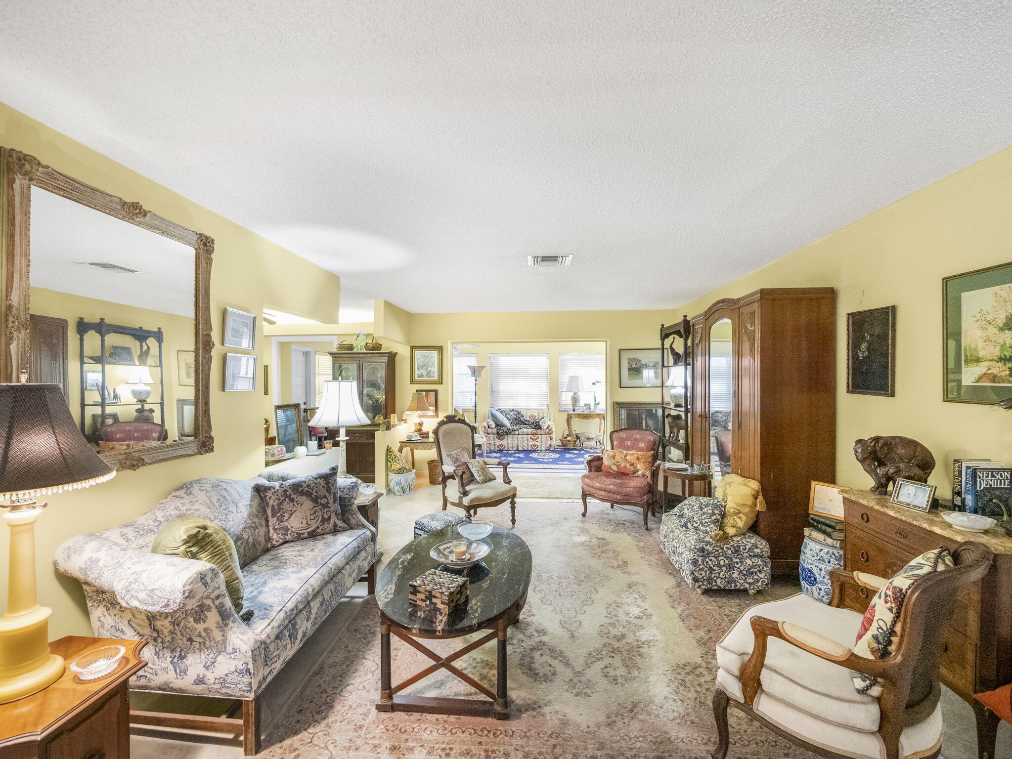 Image to showcase the property located at 18390 SE Courtview Circle