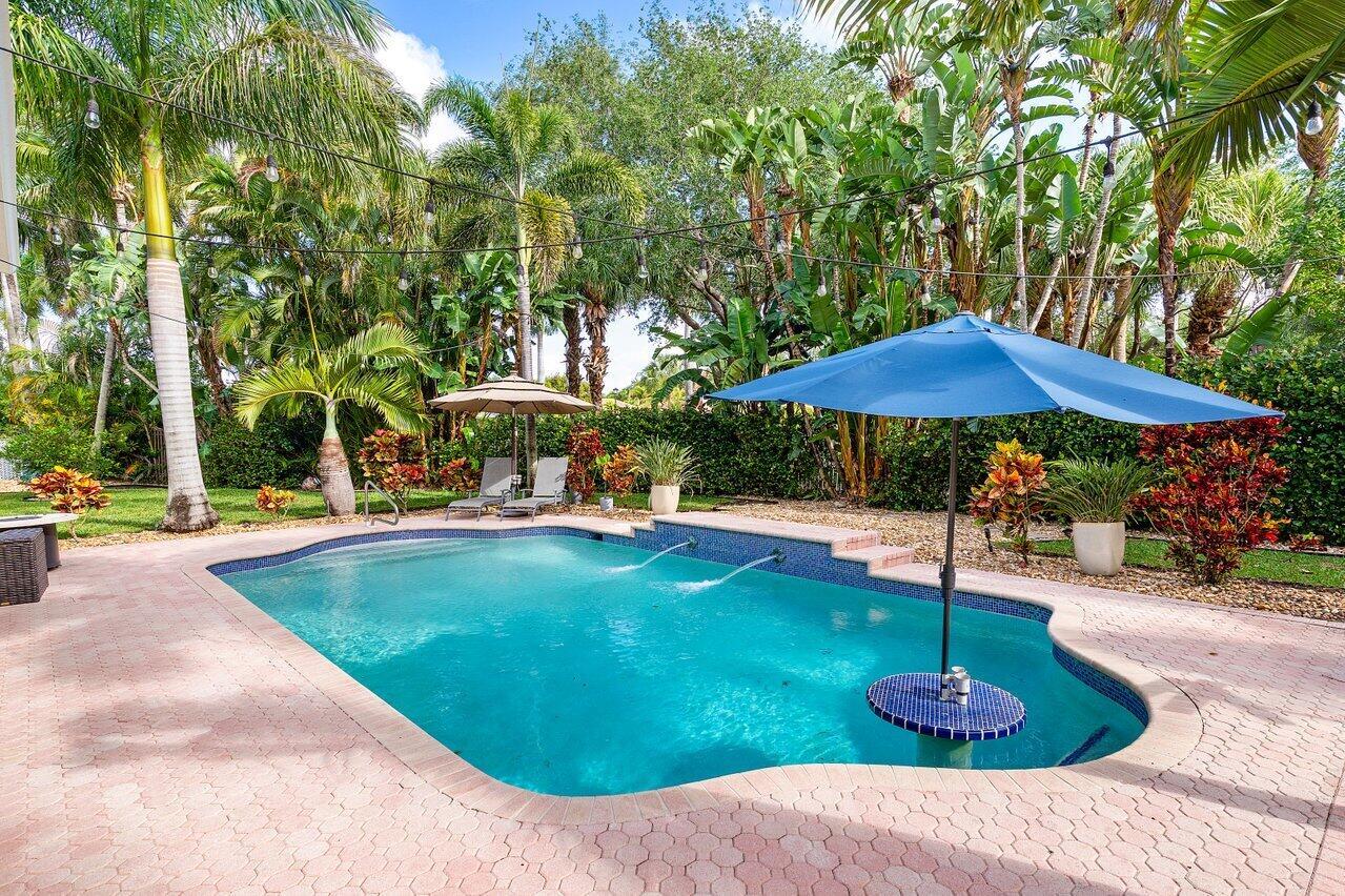 Photo 20 of home located at 6769 Finamore Circle, Lake Worth FL