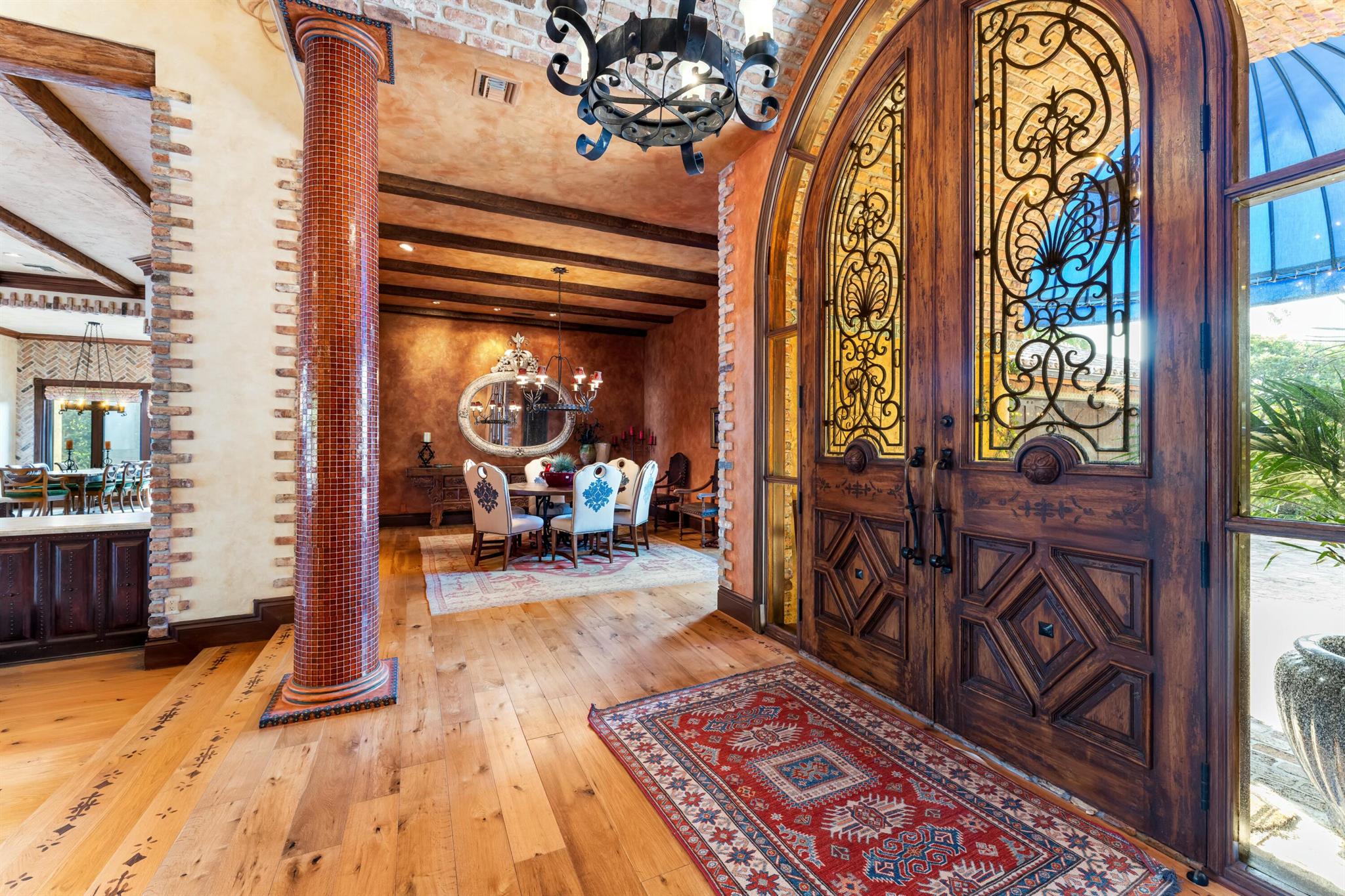 Image to showcase the property located at 2927 Rhone Drive