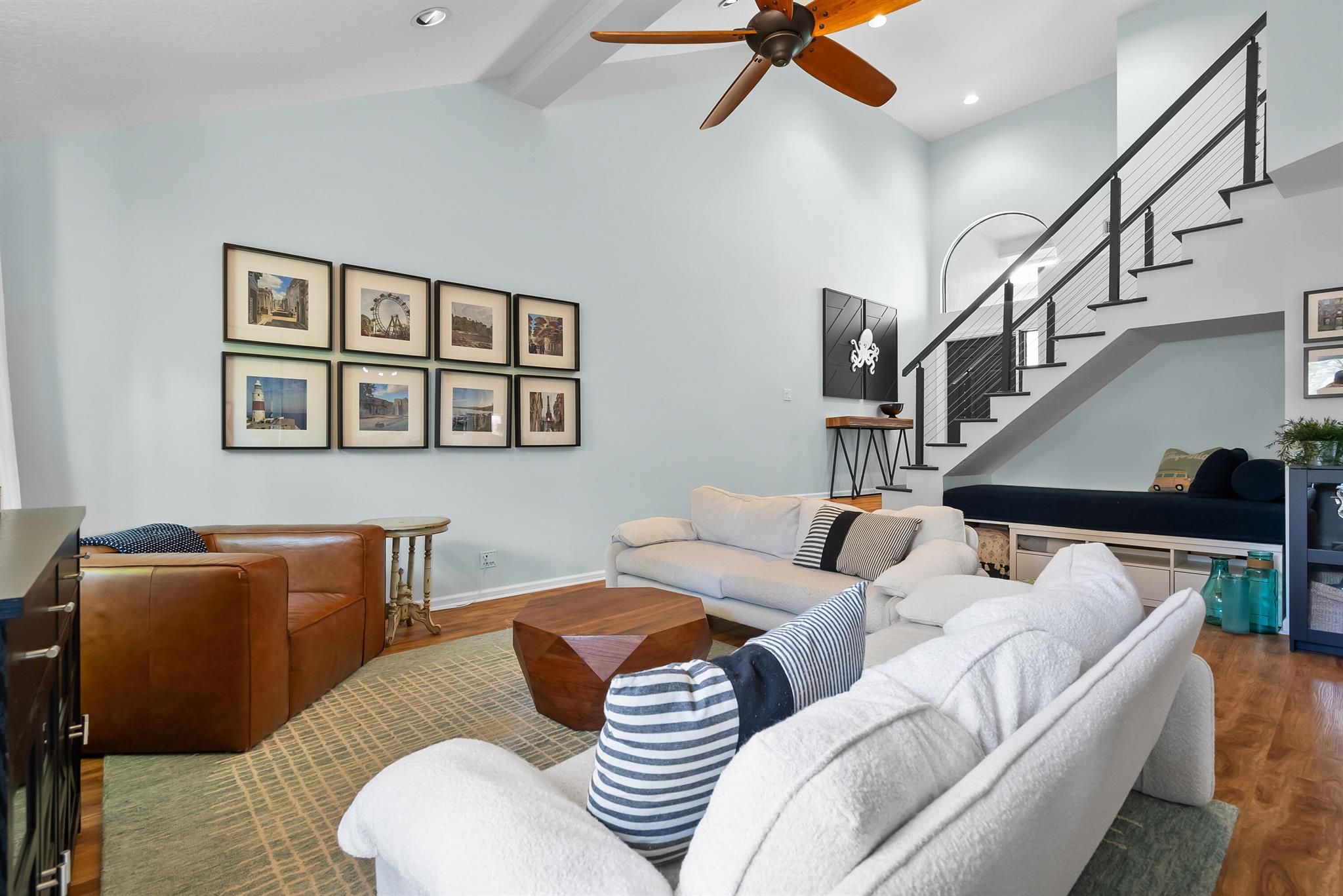 Image to showcase the property located at 463 Coral Cove Drive