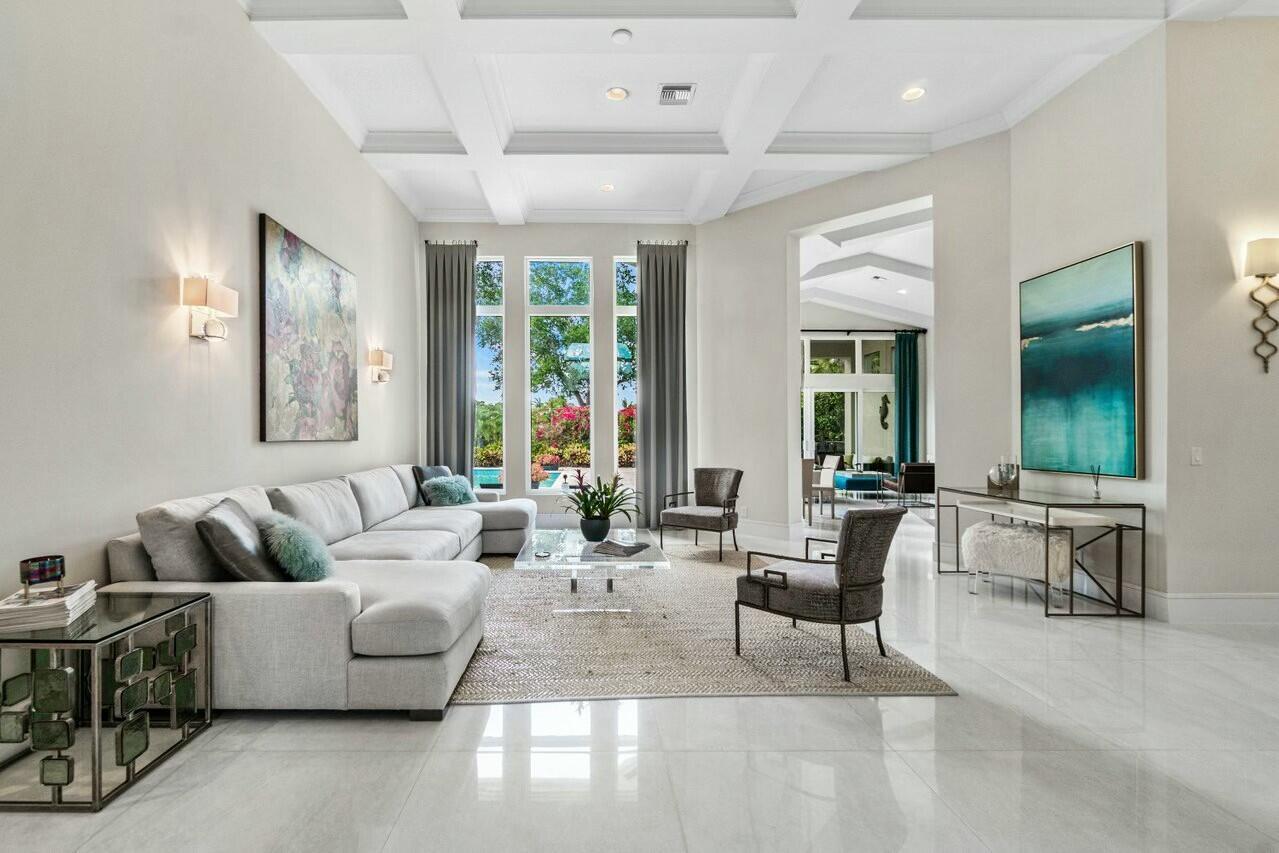 Image to showcase the property located at 129 Olivera Way