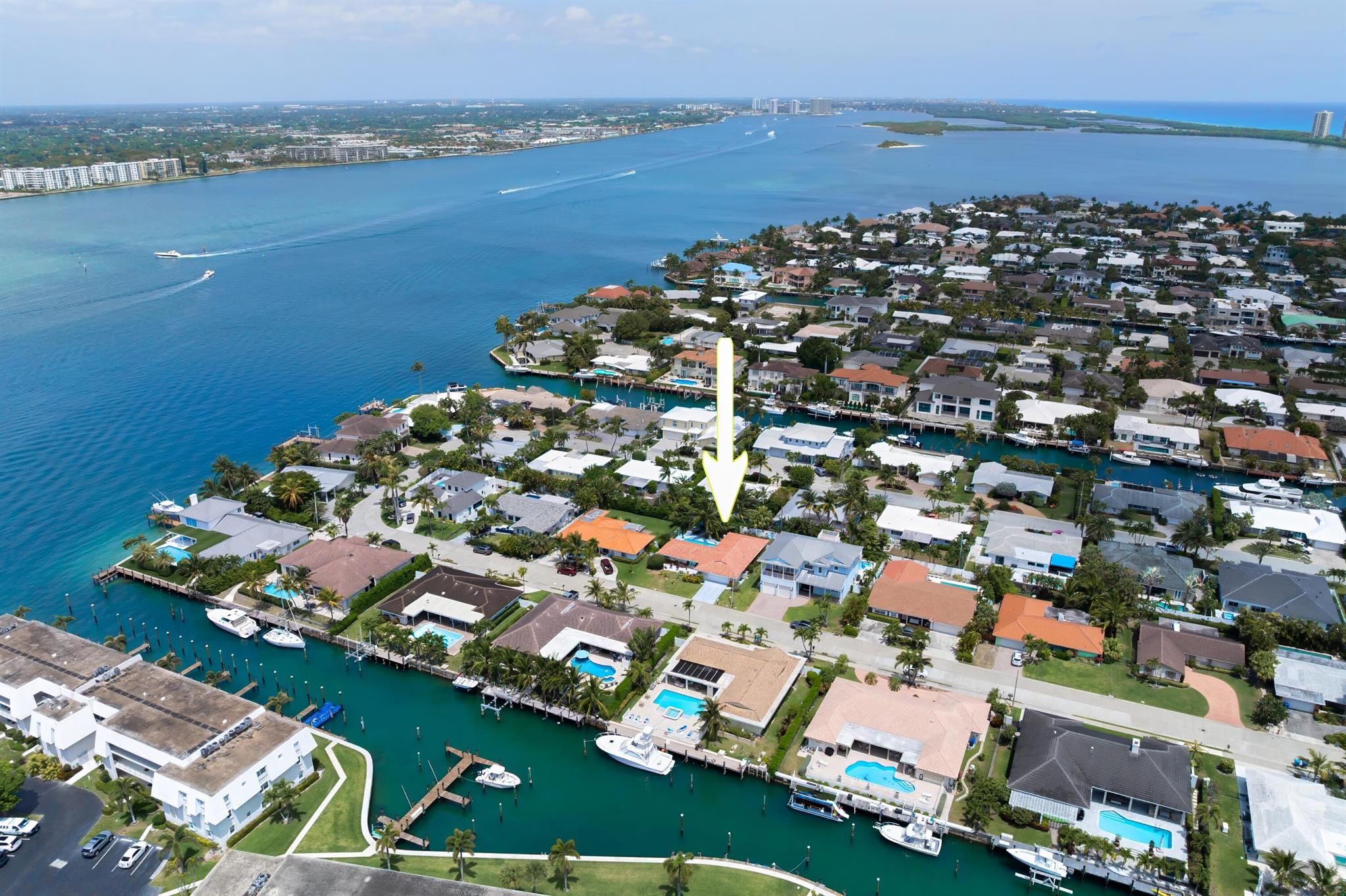 1050 Singer Drive, Singer Island, Florida 33404
