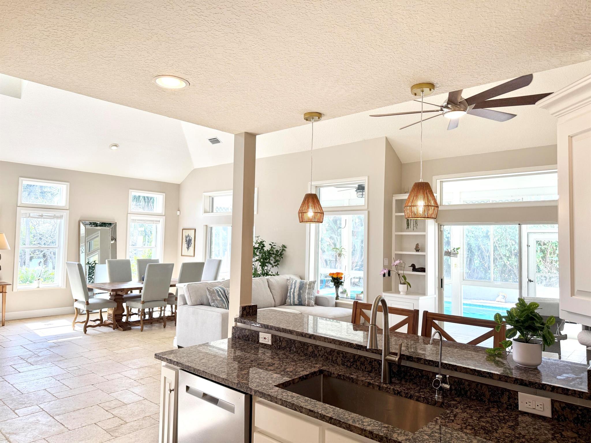 Image to showcase the property located at 400 Seaside Lane