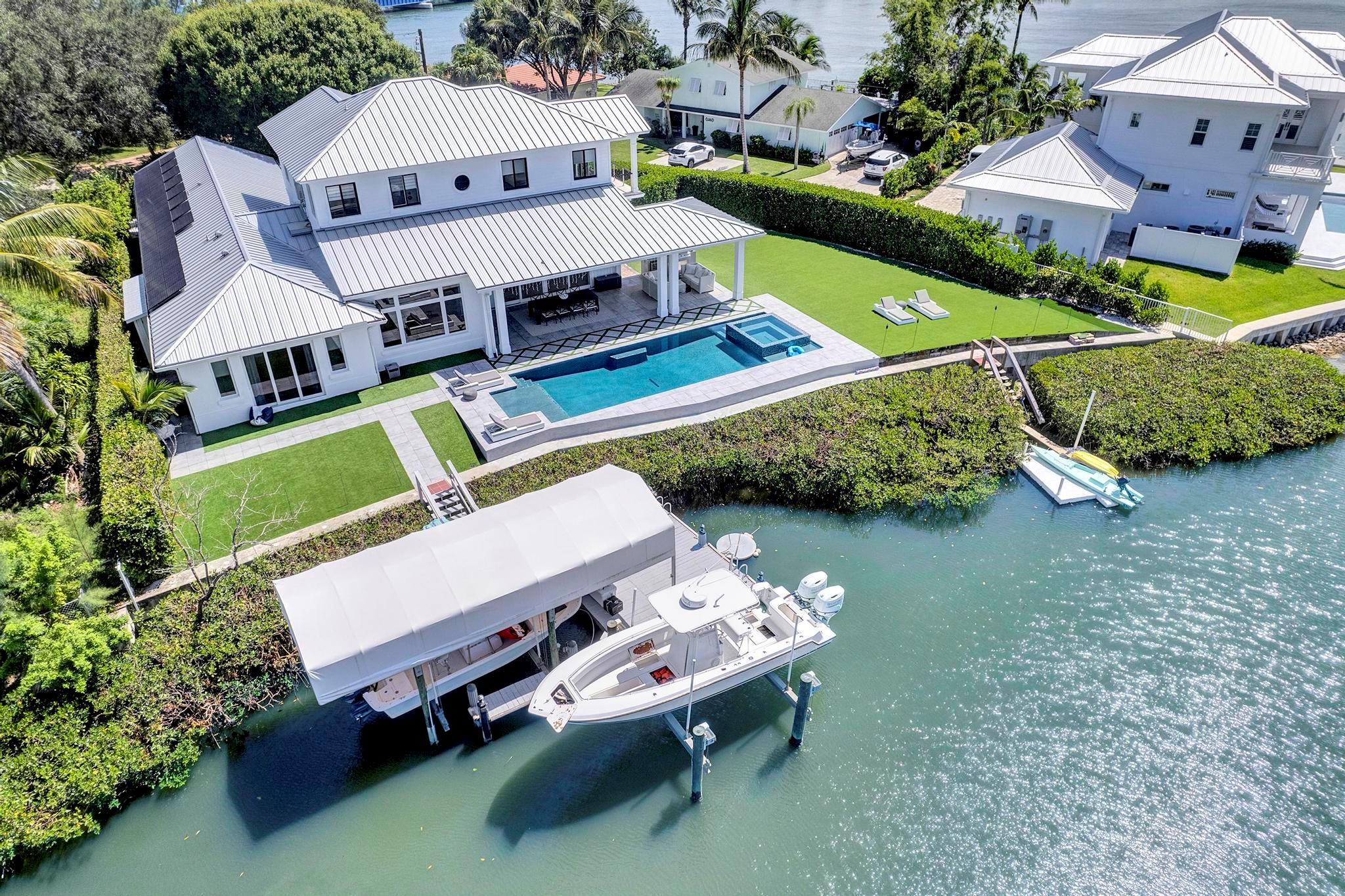 Showcase Image of listing 1304 Peninsular Road