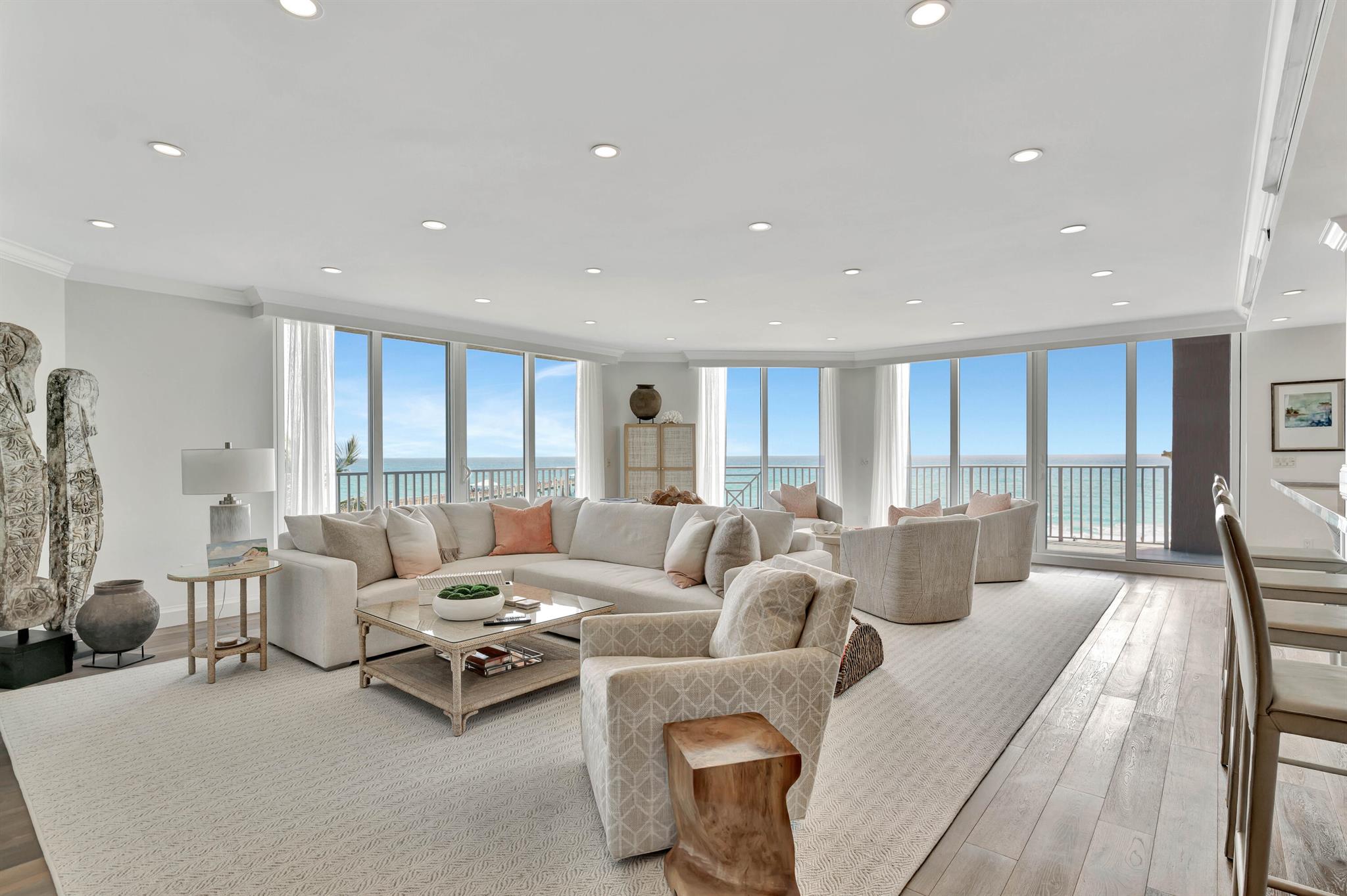 Image to showcase the property located at 750 Ocean Royale Way Way 401