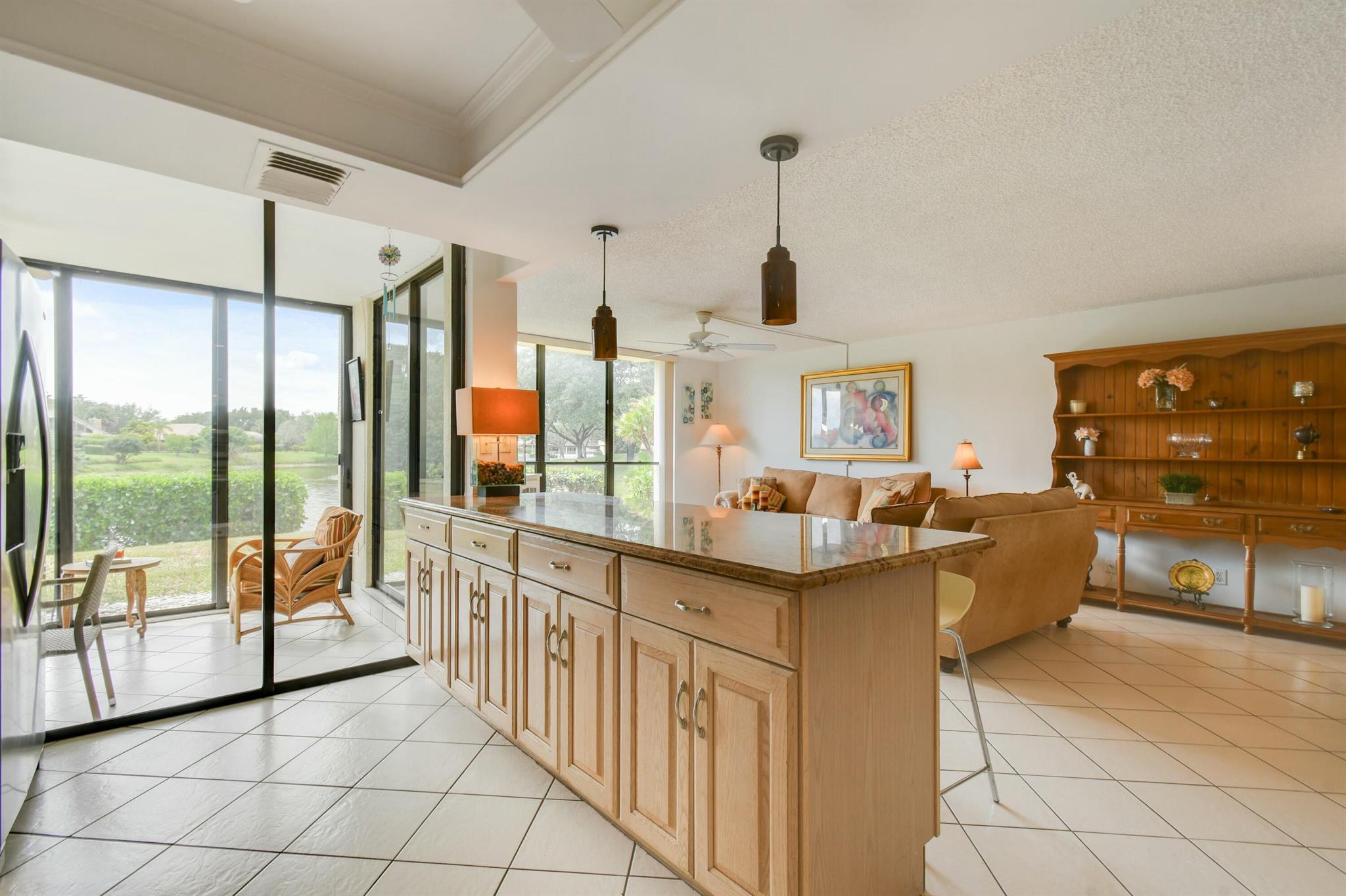 Image to showcase the property located at 5250 Woodland Lakes Drive 128