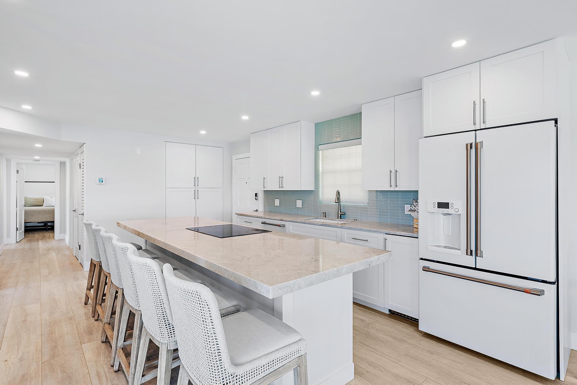 Image to showcase the property located at 100 Waterway Road 207e