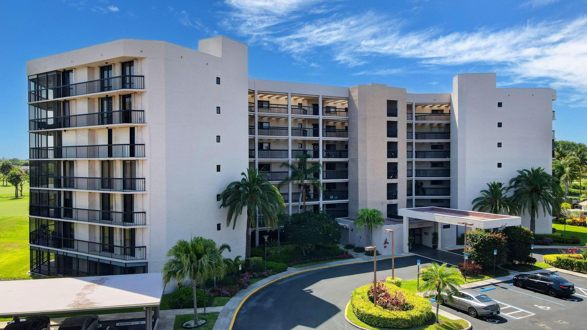 5279 Fountains Drive Unit 304, Lake Worth, Florida 33467