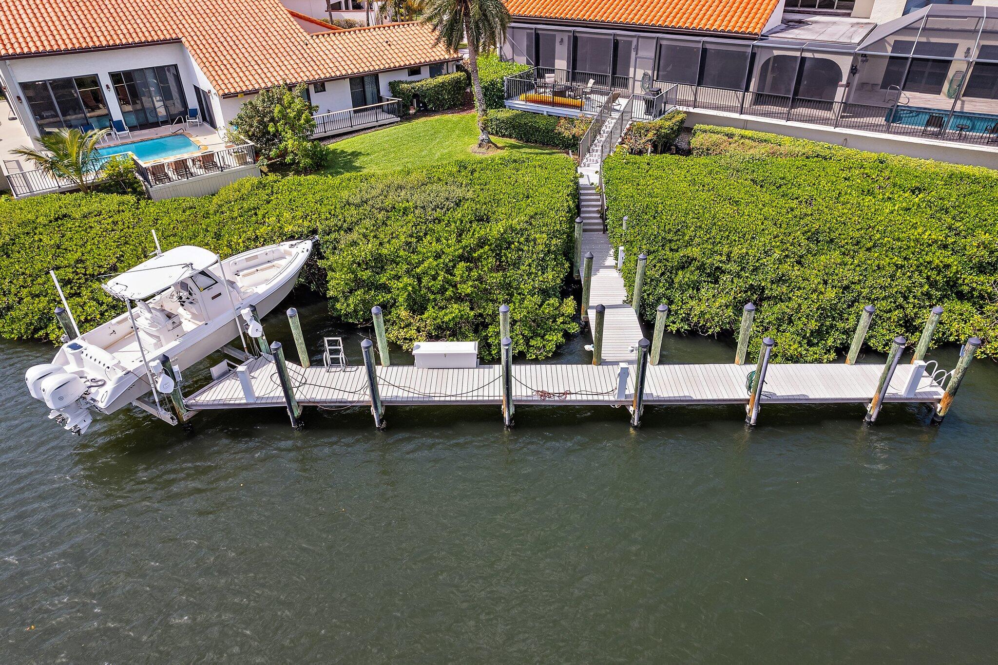 Image to showcase the property located at 17058 Passage North