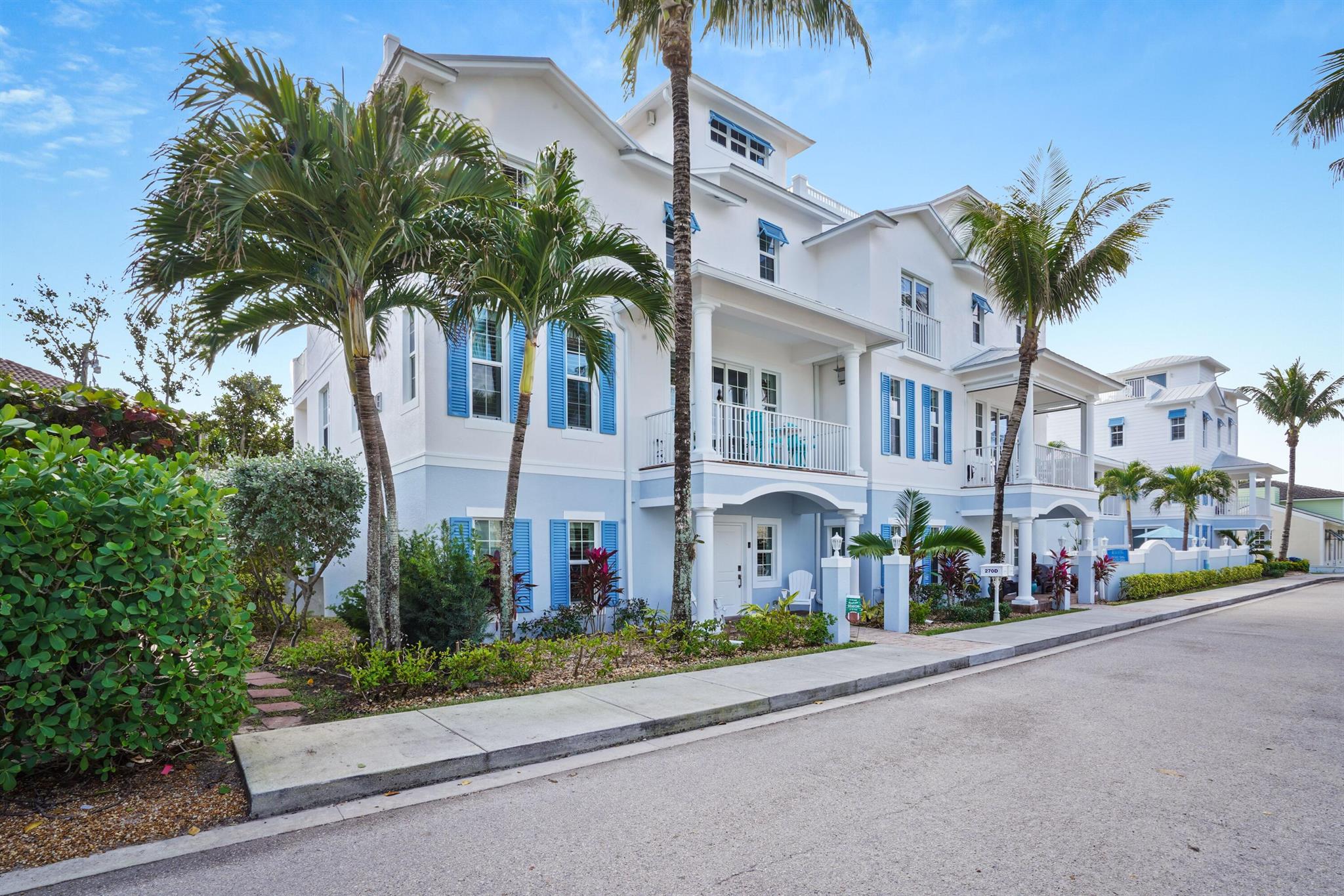 Image to showcase the property located at 270 Mercury Road D