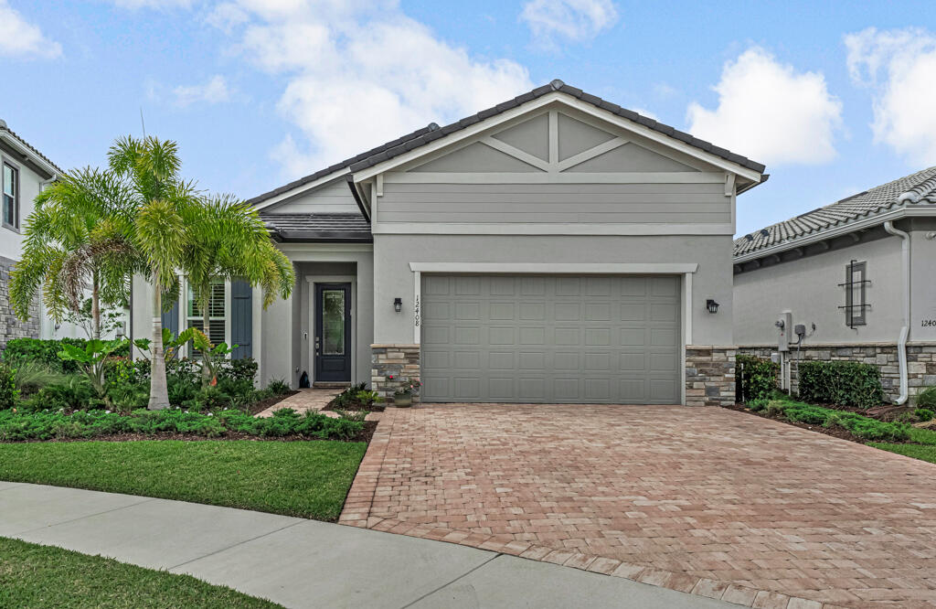 Image to showcase the property located at 12408 Banner Court