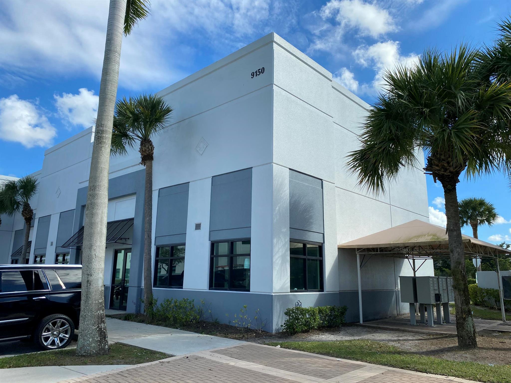 9150 Belvedere Road Unit 114, Royal Palm Beach, Florida 33411