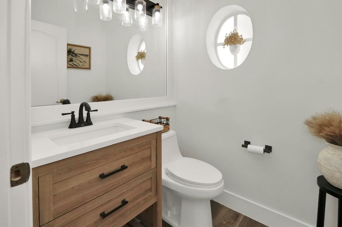 Image to showcase the property located at 7 Via Tivoli