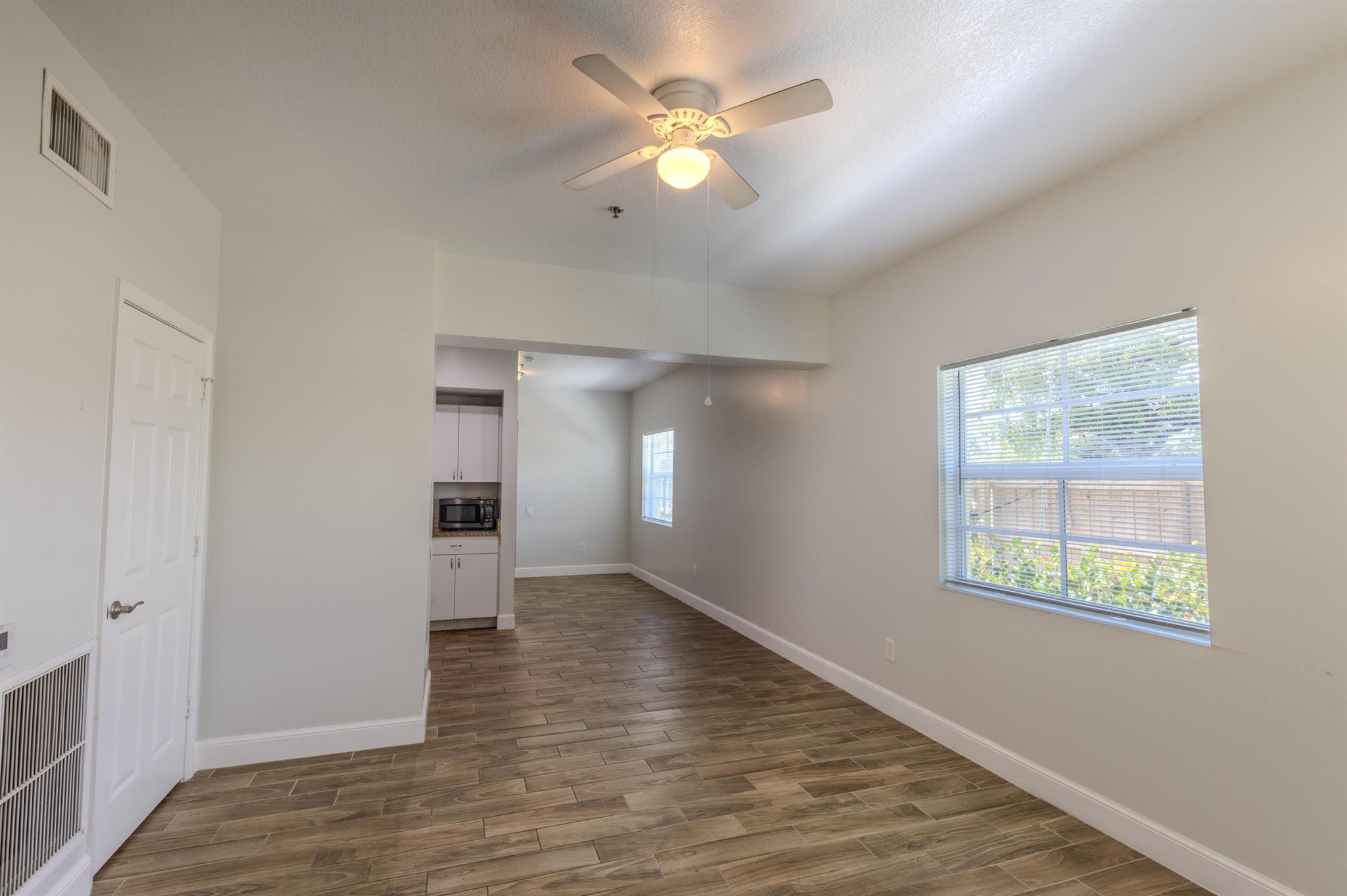 56 12th Street, Riviera Beach, Florida 33404