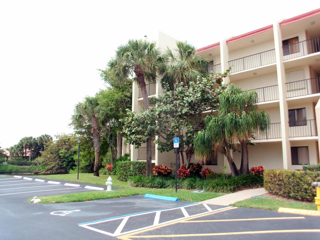 Image to showcase the property located at 1605 S Us Highway 1 E301