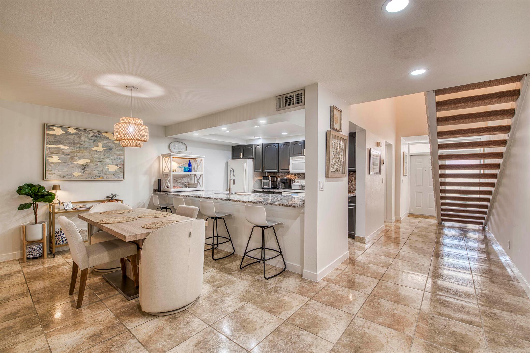 Image to showcase the property located at 216 Old Meadow Way