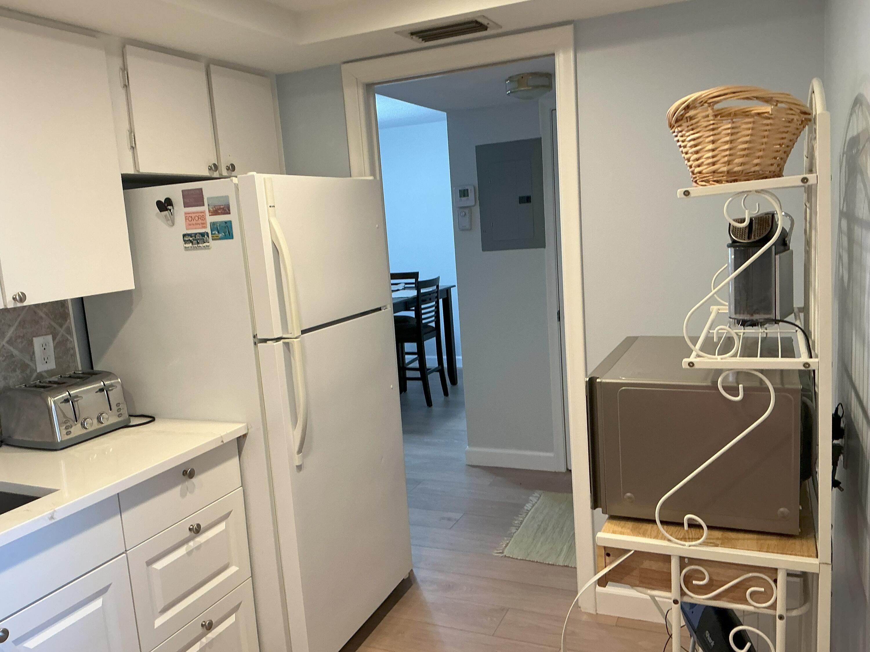Image to showcase the property located at 5520 Tamberlane 208 Circle 208