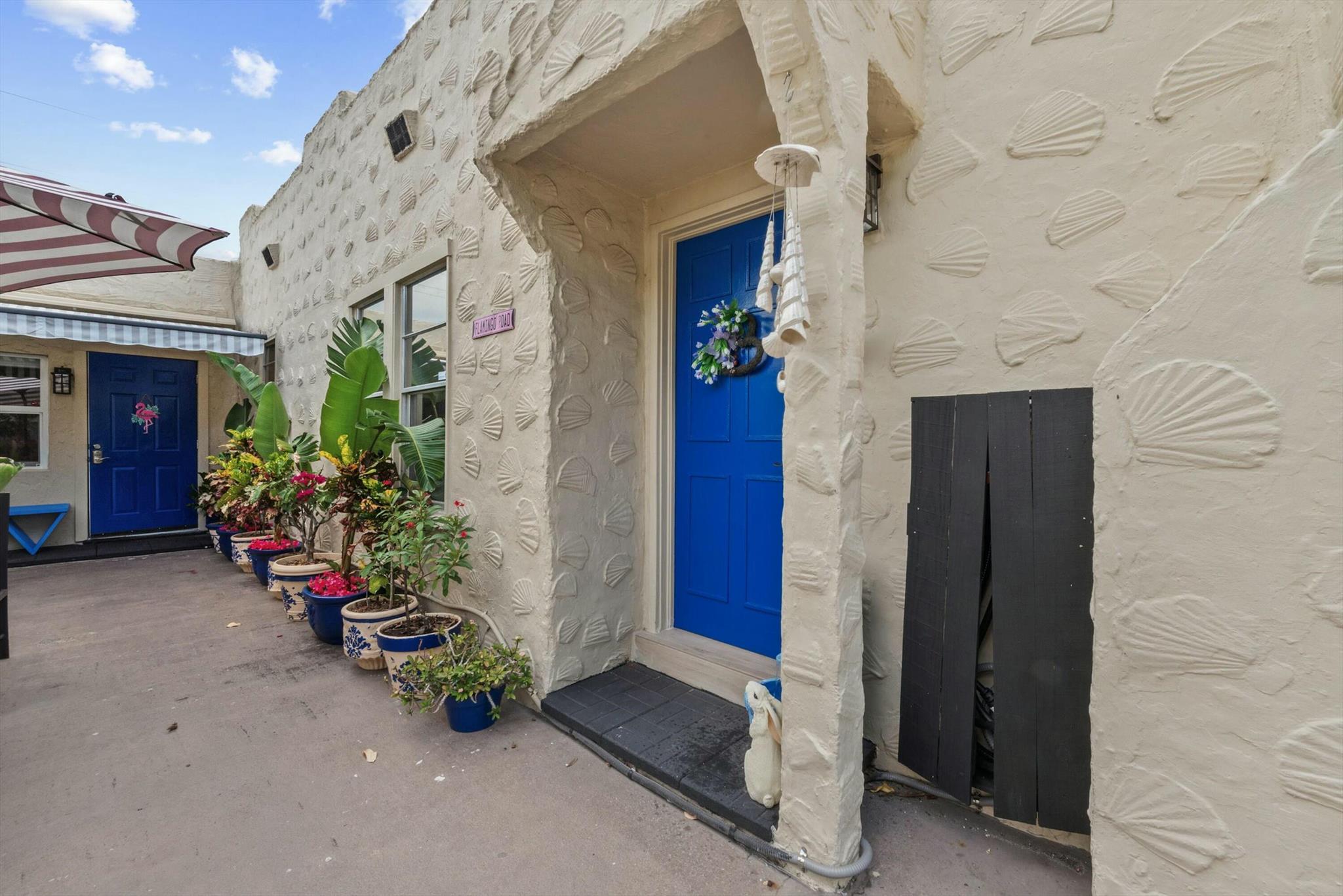 951 Selkirk Street