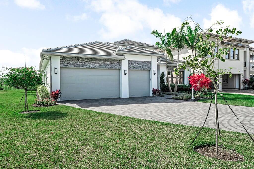 Image to showcase the property located at 9884 Migration Point