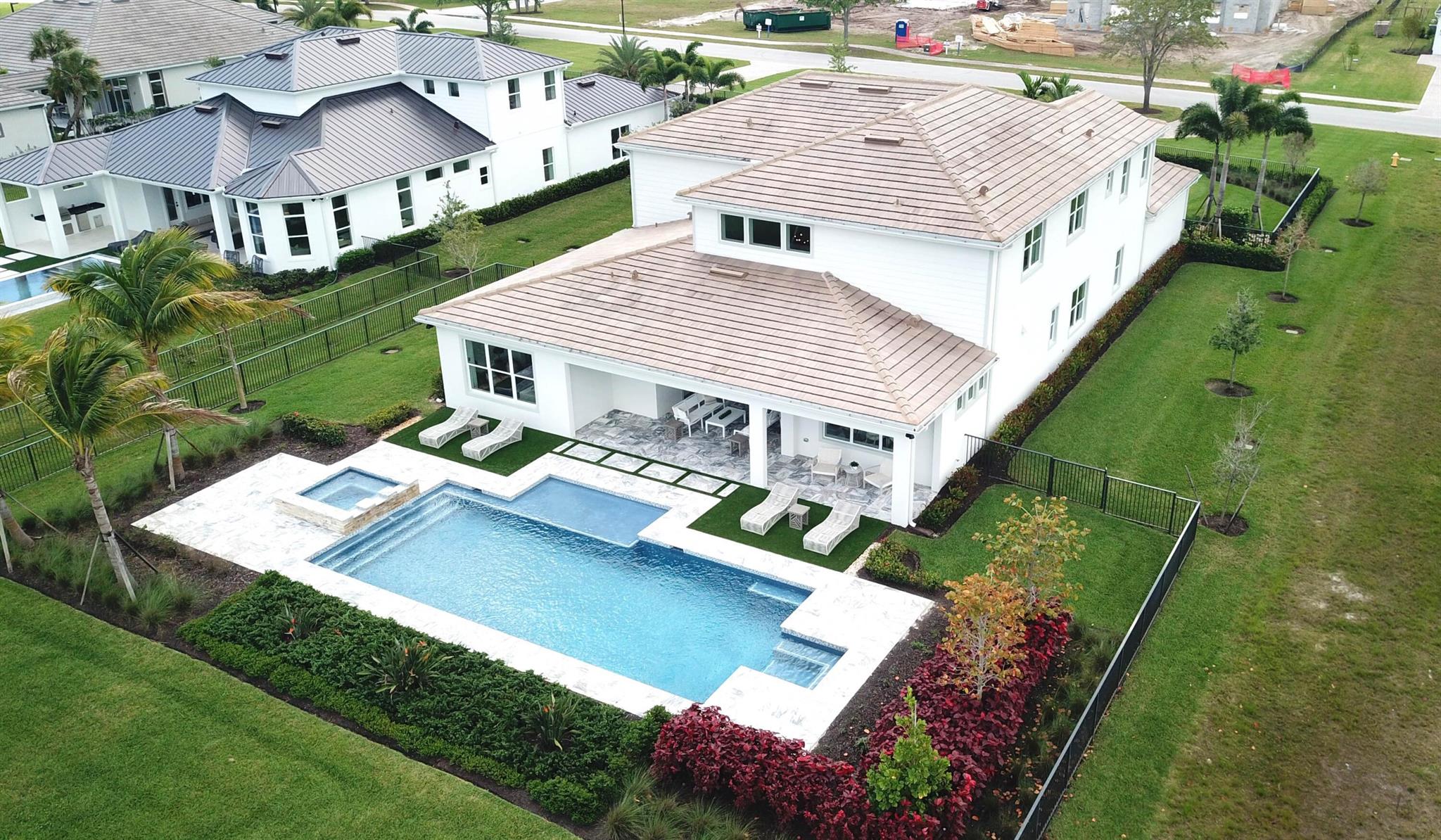 Image to showcase the property located at 20136 SE Bridgewater Drive Livingston Model