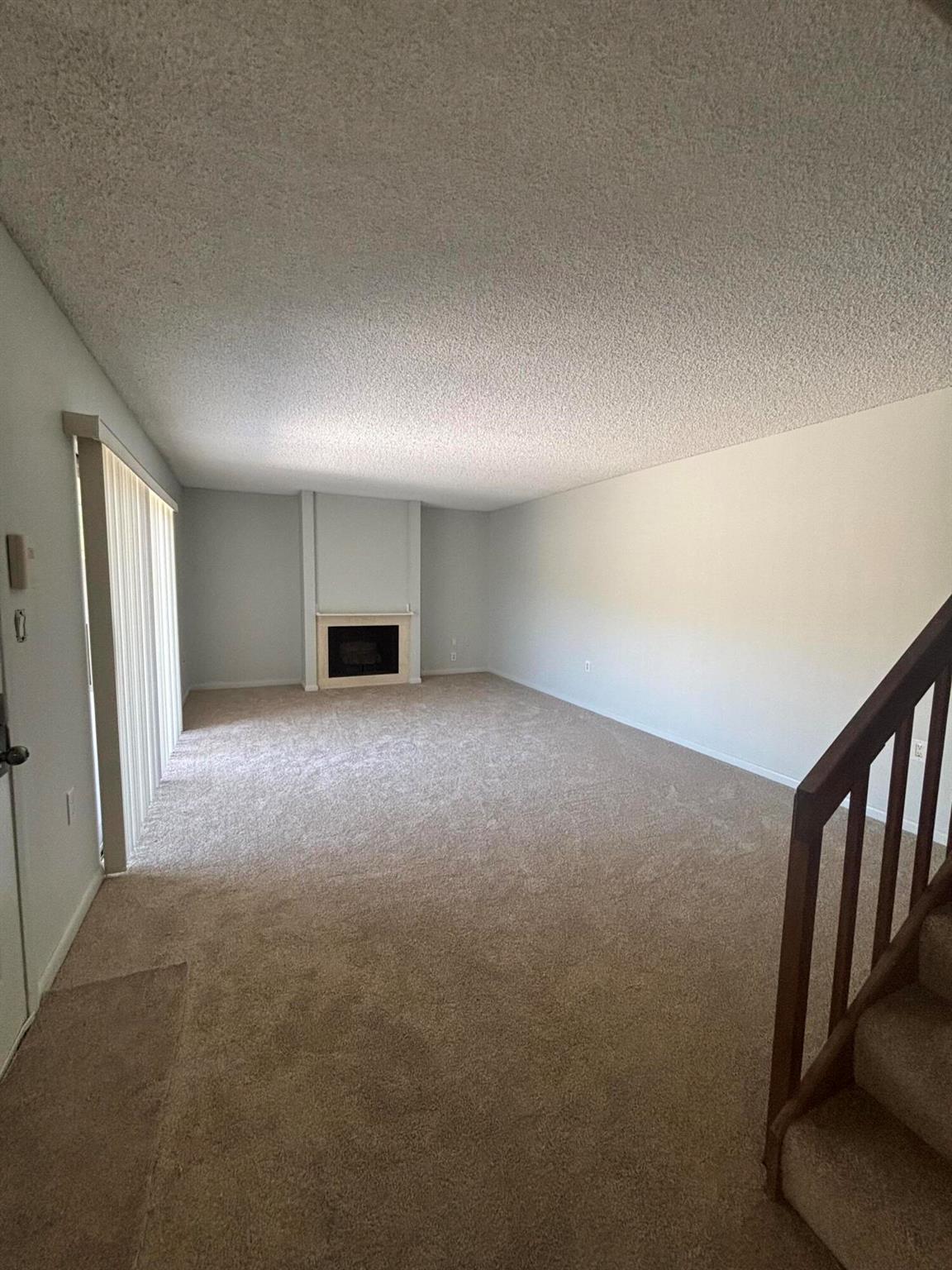 Image to showcase the property located at 1119 11th Court 1119
