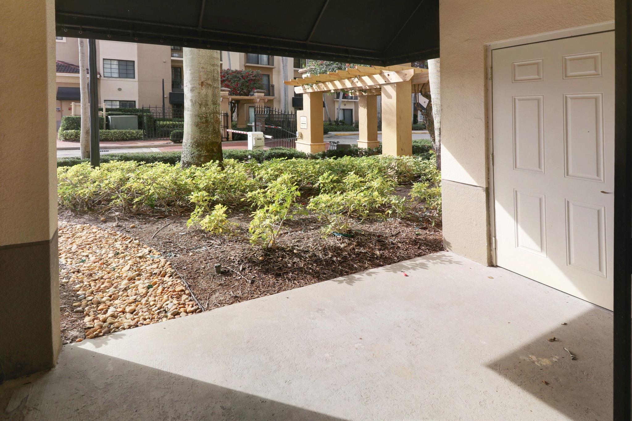 Image to showcase the property located at 4903 Midtown Lane 3120