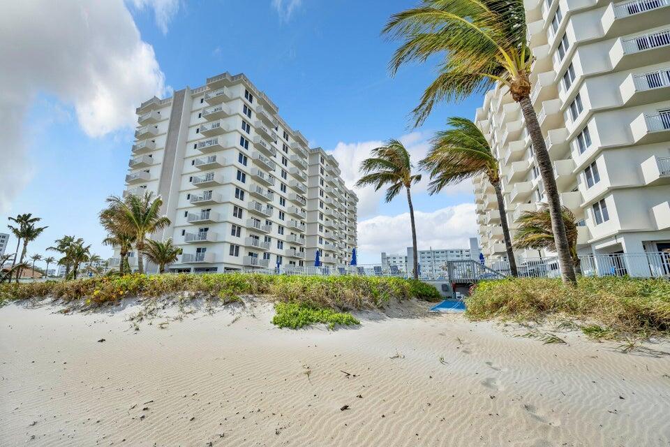 3215 S Ocean Boulevard 402