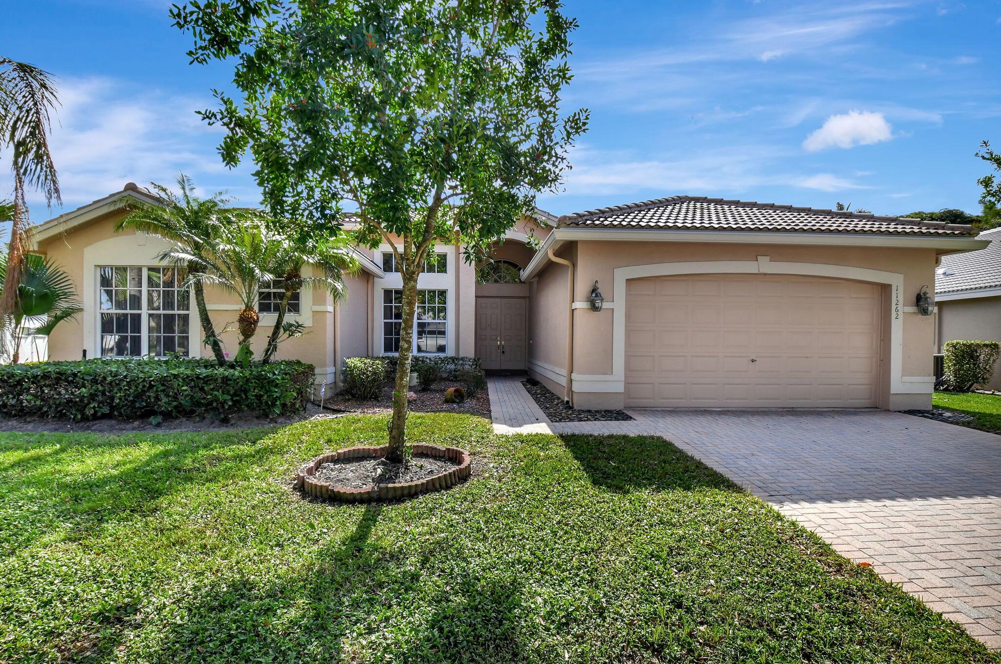 This stunning property boasts 3,077 square feet of living space, featuring vaulted ceilings and picturesque views of a serene lake and garden. Perfect for entertaining, this residence offers an open concept kitchen, family room, formal dining room, formal living room, and a spacious screened patio. The open concept kitchen flows seamlessly into the family room and is equipped with granite countertops and backsplash, ample cabinets, stainless-steel appliances, a snack bar, and a large pantry. The family room provides a welcoming space for relaxation and gatherings, with easy access to the kitchen. The formal dining room is ideal for hosting dinner parties and special occasions. The formal living room provides an elegant space for receiving guests and enjoying quieter moments. The split floor plan ensures privacy and comfort for all occupants. The den can be converted into a third bedroom, providing flexibility to suit your needs. This exceptional home offers a perfect blend of style and functionality. The newly renovated clubhouse offers country-club style amenities without the expense. Don't miss the opportunity to make this remarkable property your own!

Valencia Lakes is the first of GL Homes' Valencia communities and provides the ambiance of a tropical garden paradise with 696 houses built around 15 lakes. The Excelsior Club has been completely renovated and modernized. It has something for everyone with card rooms, a well-equipped enlarged exercise room, stocked library and computer center, tournament size billiards parlor, arts and crafts room, and a social hall with a full stage. Coffee lounge. There is a separate lakeside caf+¬, lighted Har-tru tennis courts and pickleball courts. Enjoy the beautifully landscaped resort-style pool, separate lap pool, and warm bubbling Jacuzzi as you soak in the Florida sunshine. There is even a private beach area. With many fun social activities and an ever-changing array of entertainment throughout the year you will never be bored! Convenient access to shopping, dining &amp; more!
