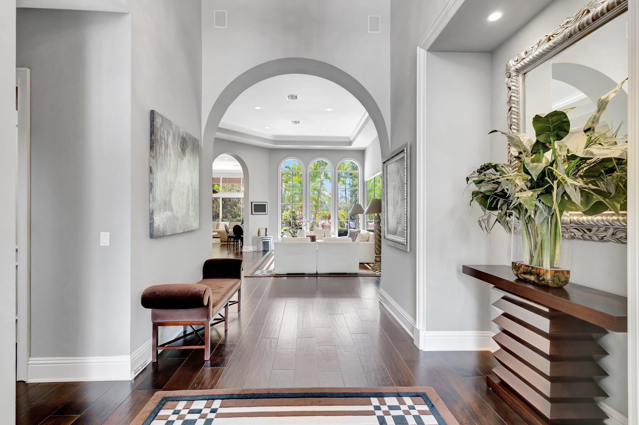 Image to showcase the property located at 110 Via Paradisio