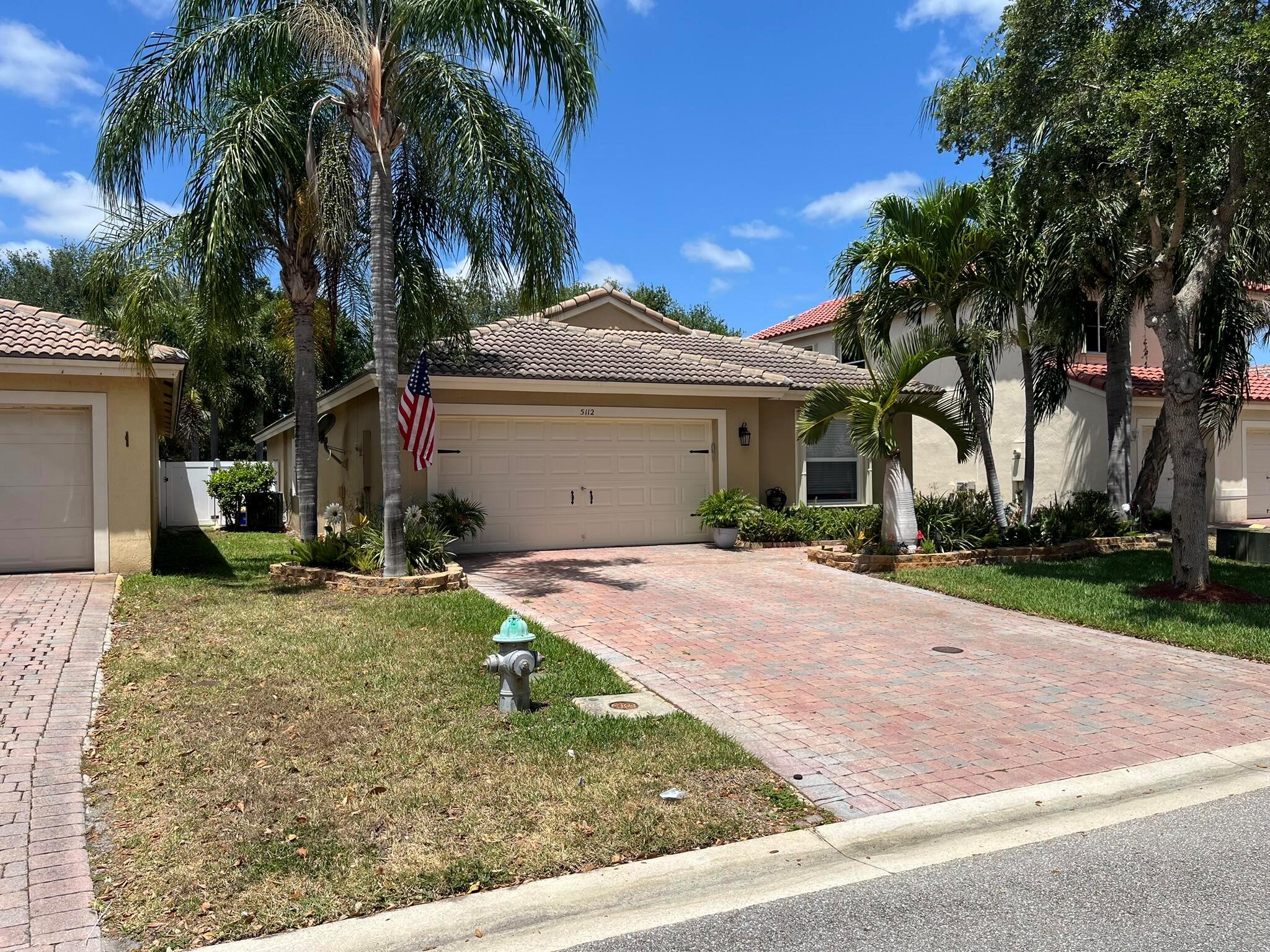5112 Victoria Circle, West Palm Beach, Florida 33409