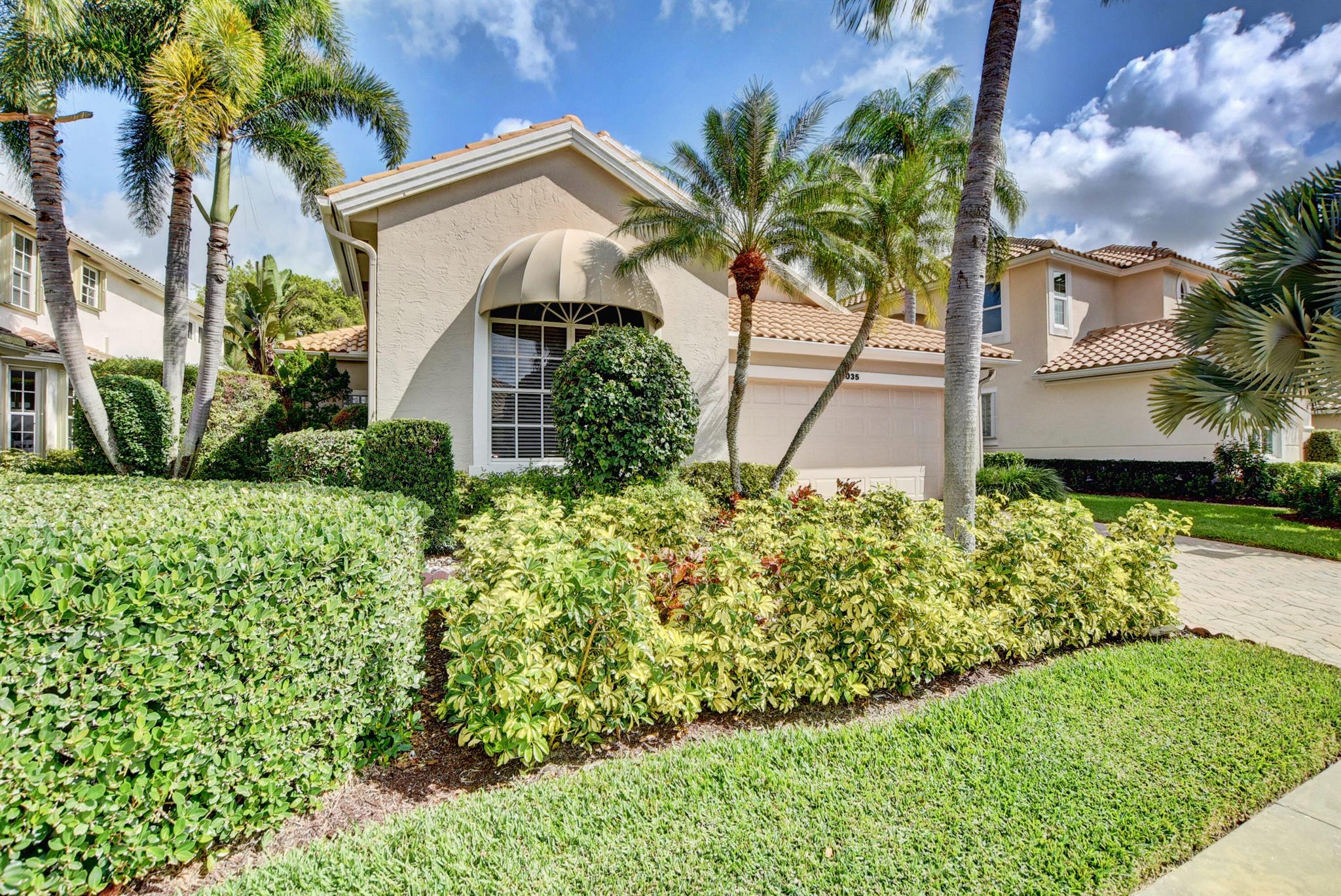 Image to showcase the property located at 1035 Diamond Head Way