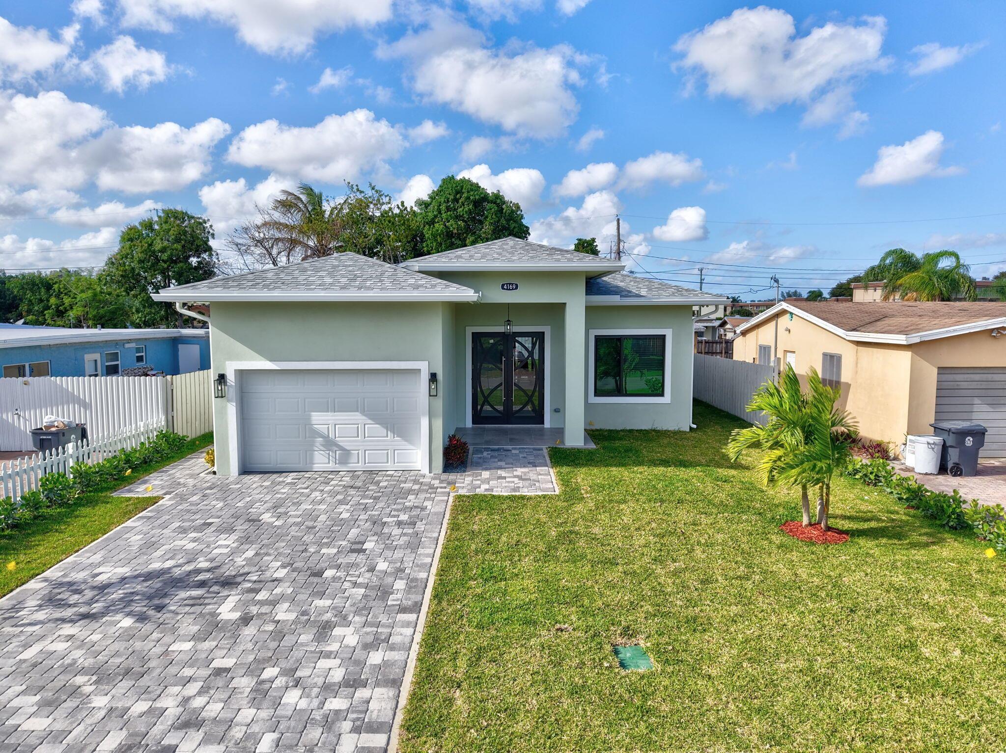 4169 Vicliff Road, West Palm Beach, Florida 33406