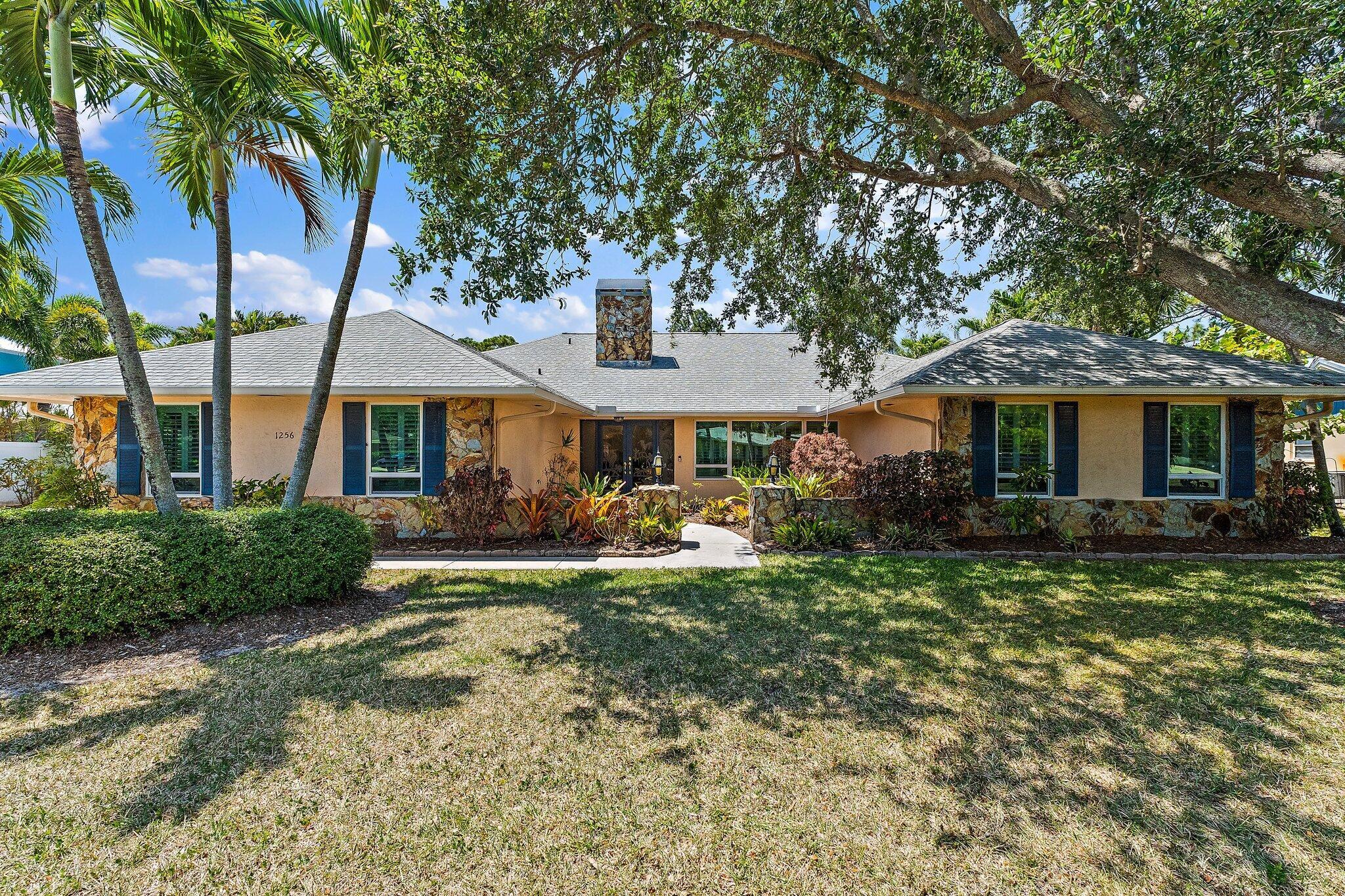 Image to showcase the property located at 1256 Holly Cove Drive
