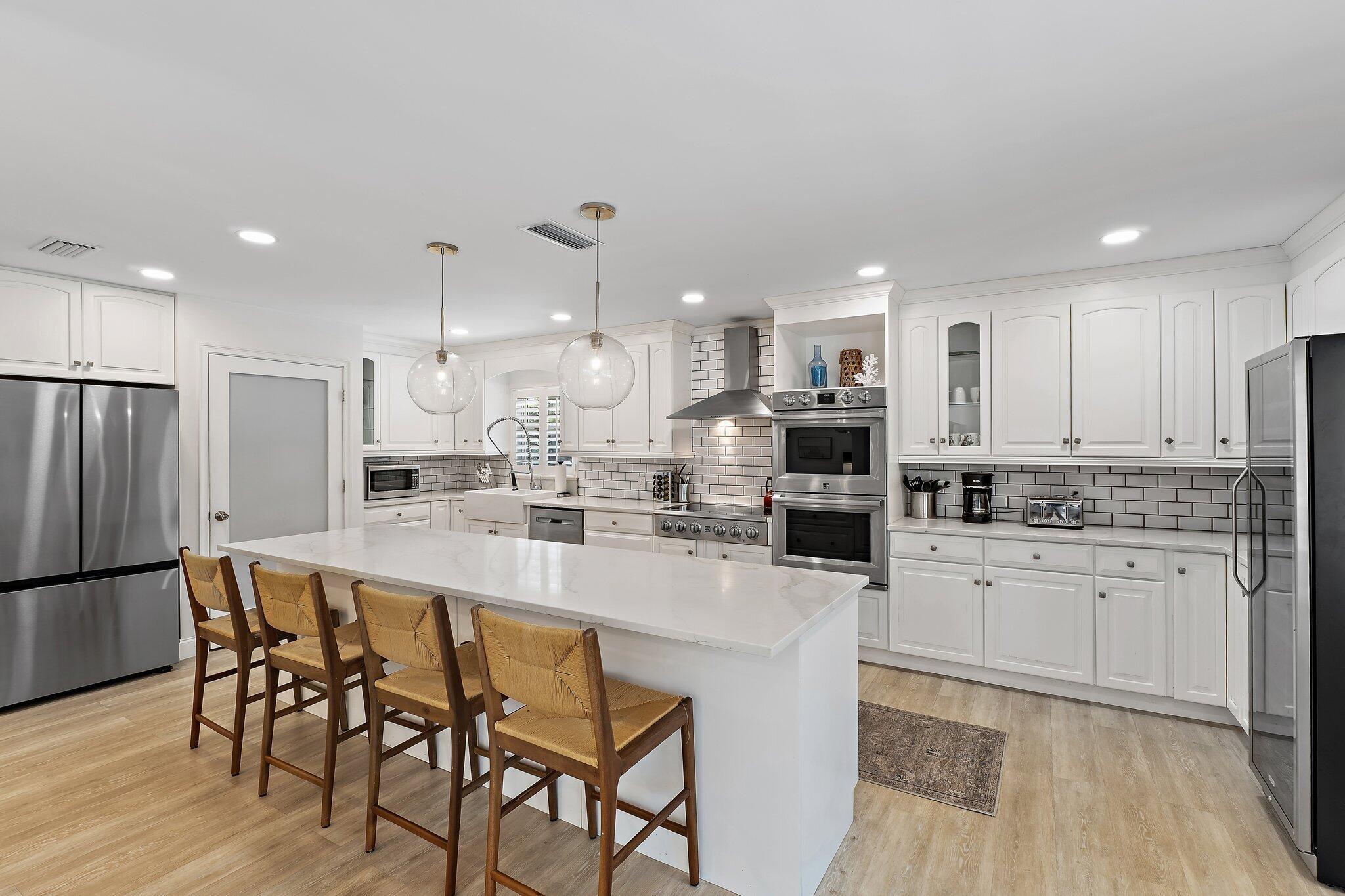 Image to showcase the property located at 1256 Holly Cove Drive