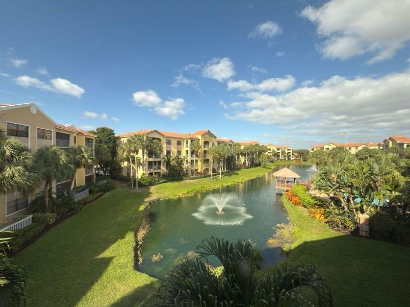 Showcase Image of listing 700 Uno Lago Drive 305