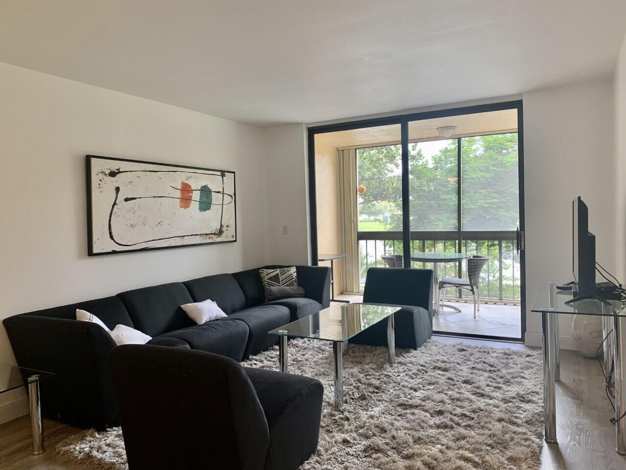 950 Egret Circle 5206