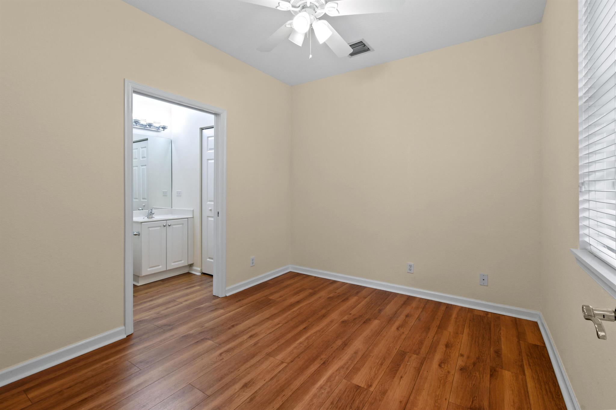 Image to showcase the property located at 147 Greenwich Circle