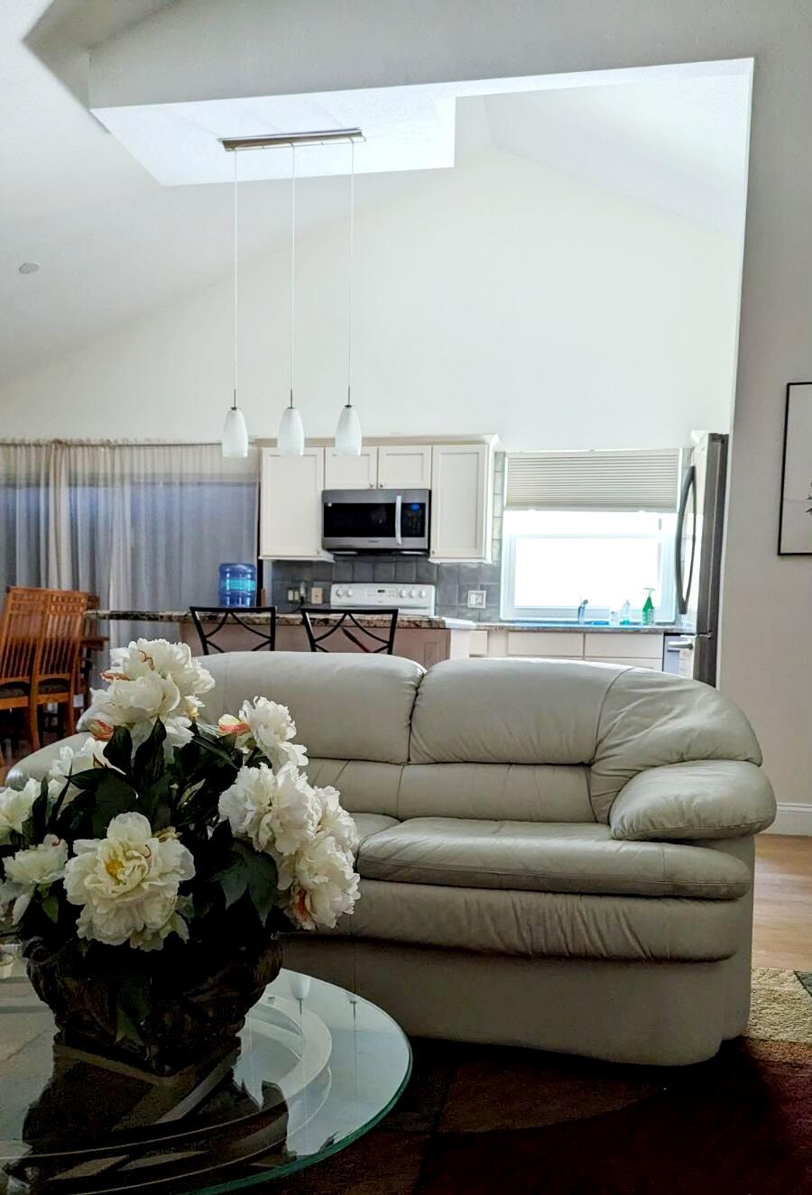 Image to showcase the property located at 100 Cape Pointe Circle