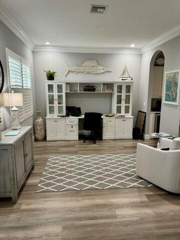 Image to showcase the property located at 12476 Aviles Circle
