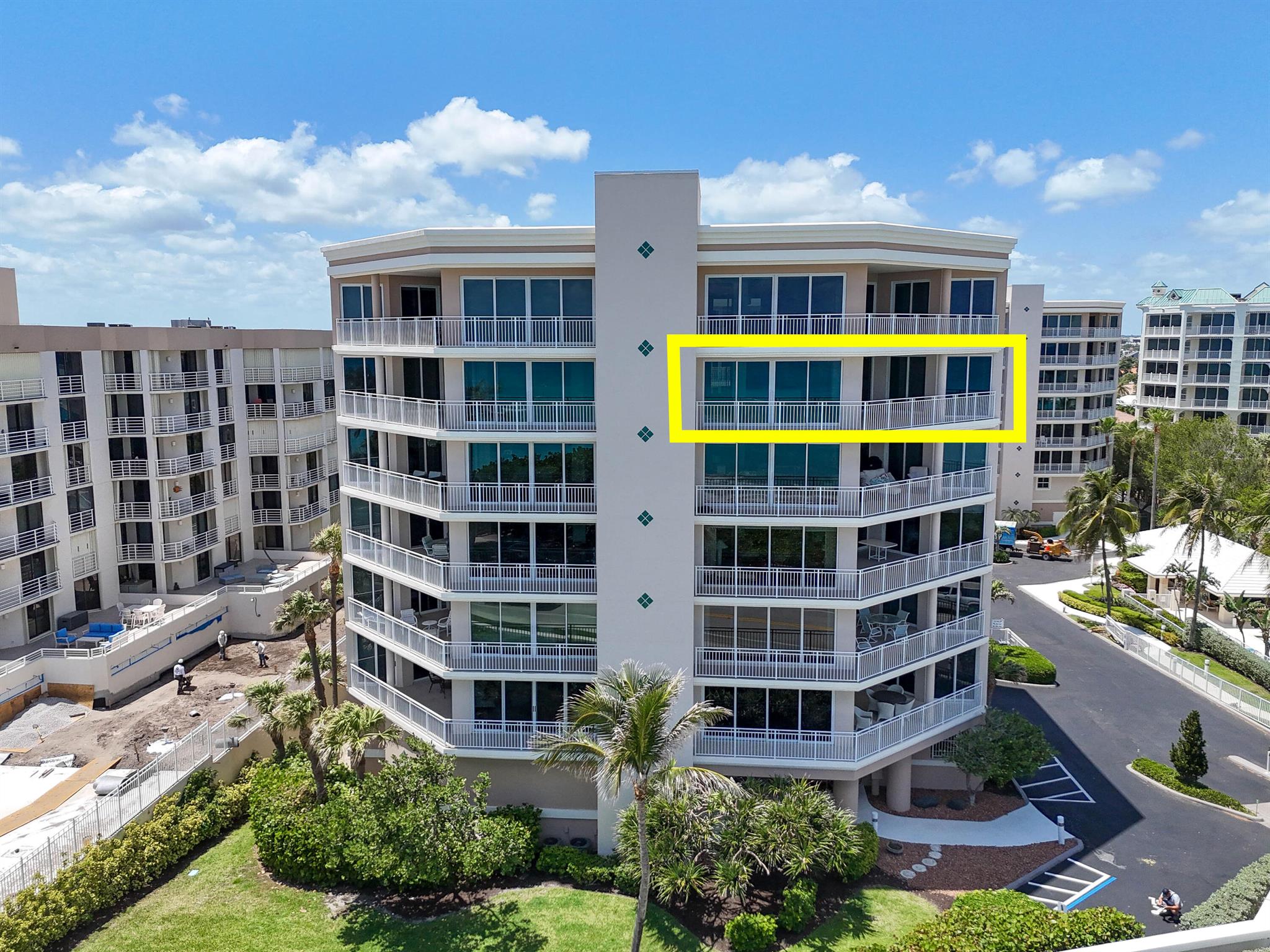 Image to showcase the property located at 1660 S Highway A1a Highway 352
