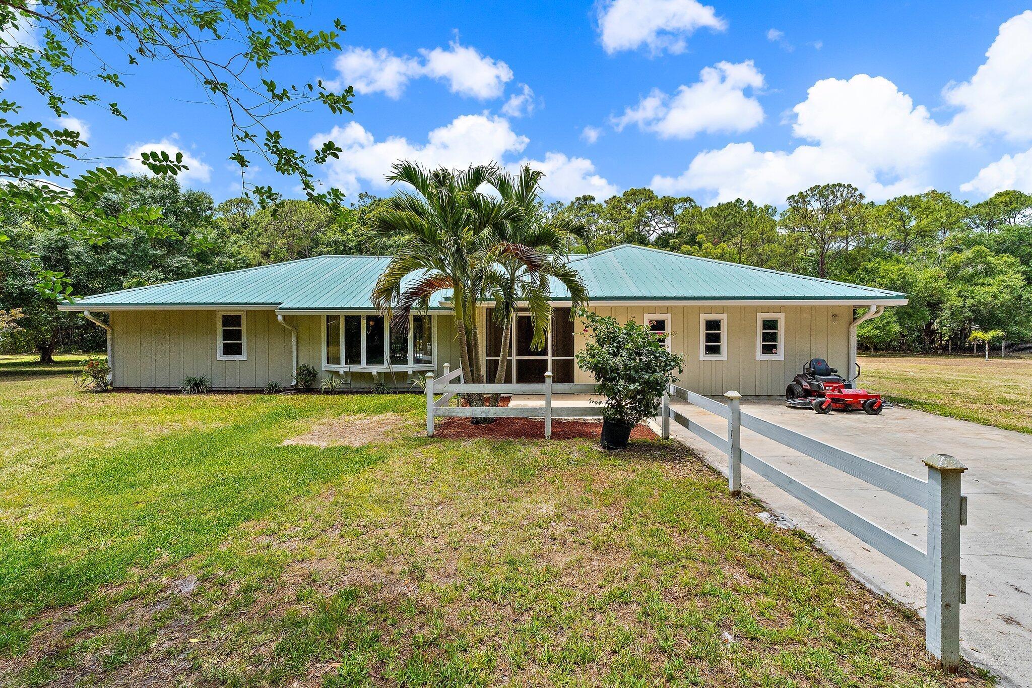 Image to showcase the property located at 15721 111th Terrace N