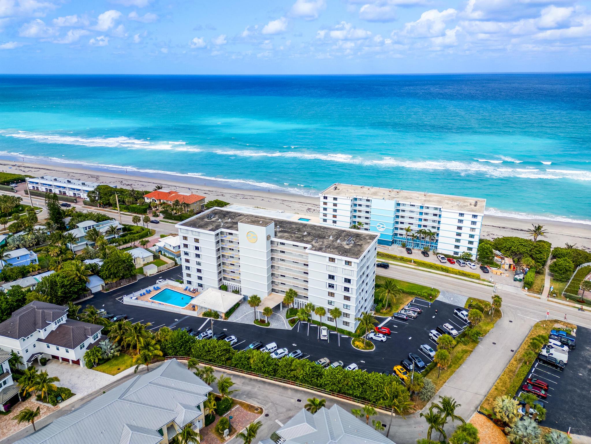Image to showcase the property located at 911 Ocean Drive 105