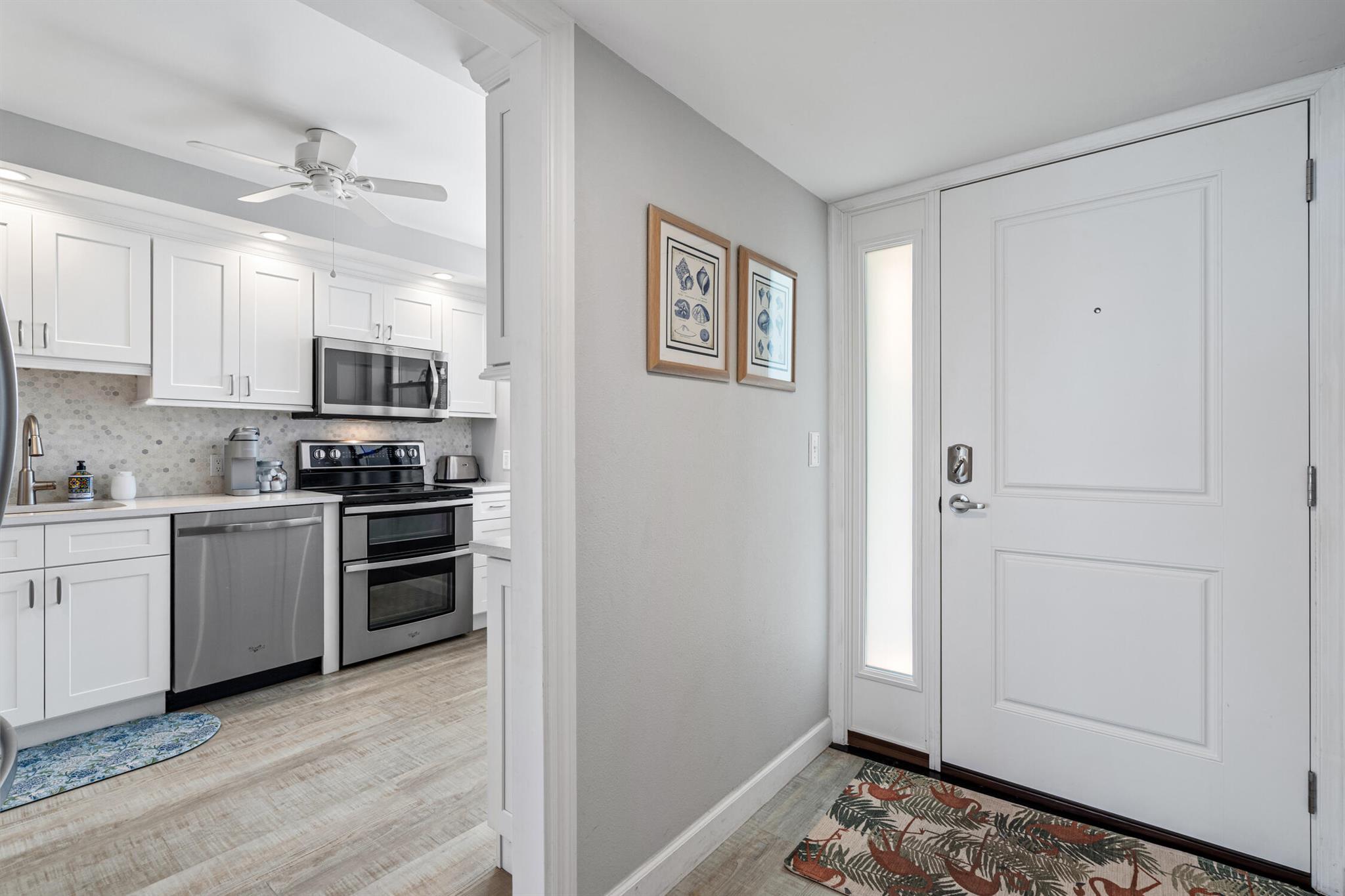 Image to showcase the property located at 911 Ocean Drive 105