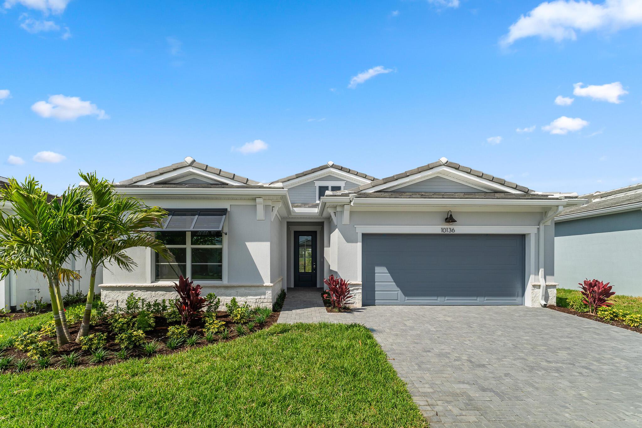 Casa en Venta en Port St Lucie, FL