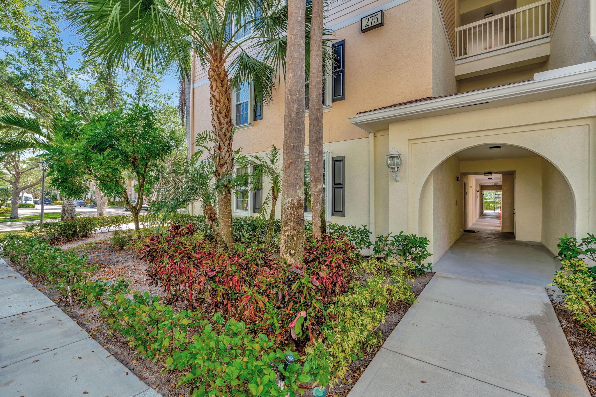 275 Murcia Drive Unit 102, Jupiter, Florida 33458